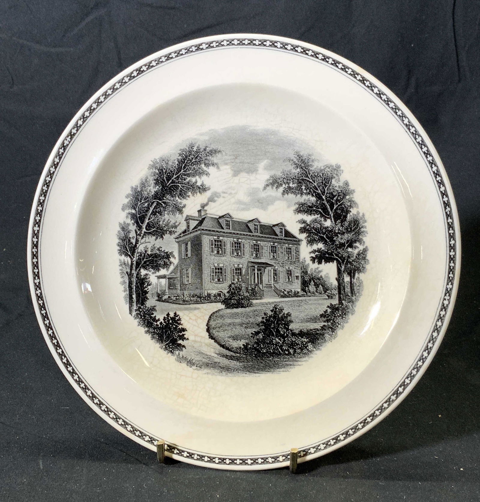 Antique WEDGWOOD Decorative Cartlandt Plate (1 of 4)