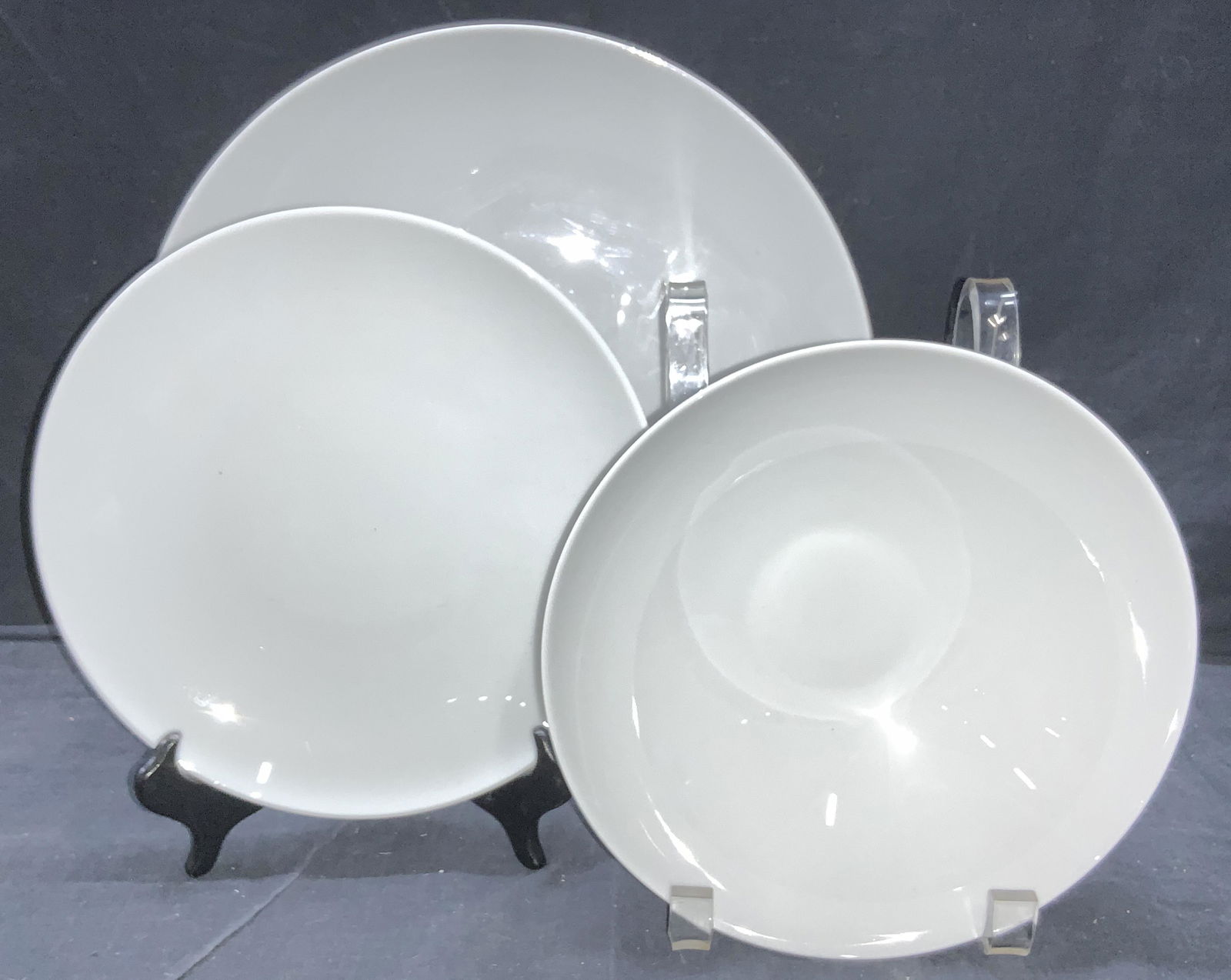 ALESSI Set 21 Porcelain Tableware, GERMANY (1 of 6)