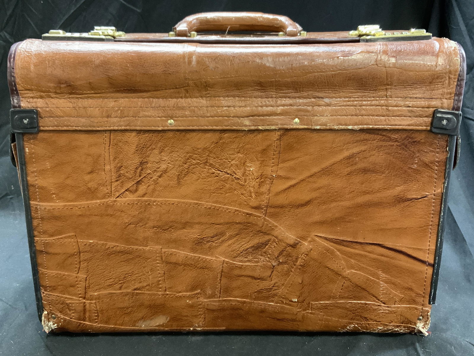 Vintage XL Tan Leather Style Briefcase (1 of 6)
