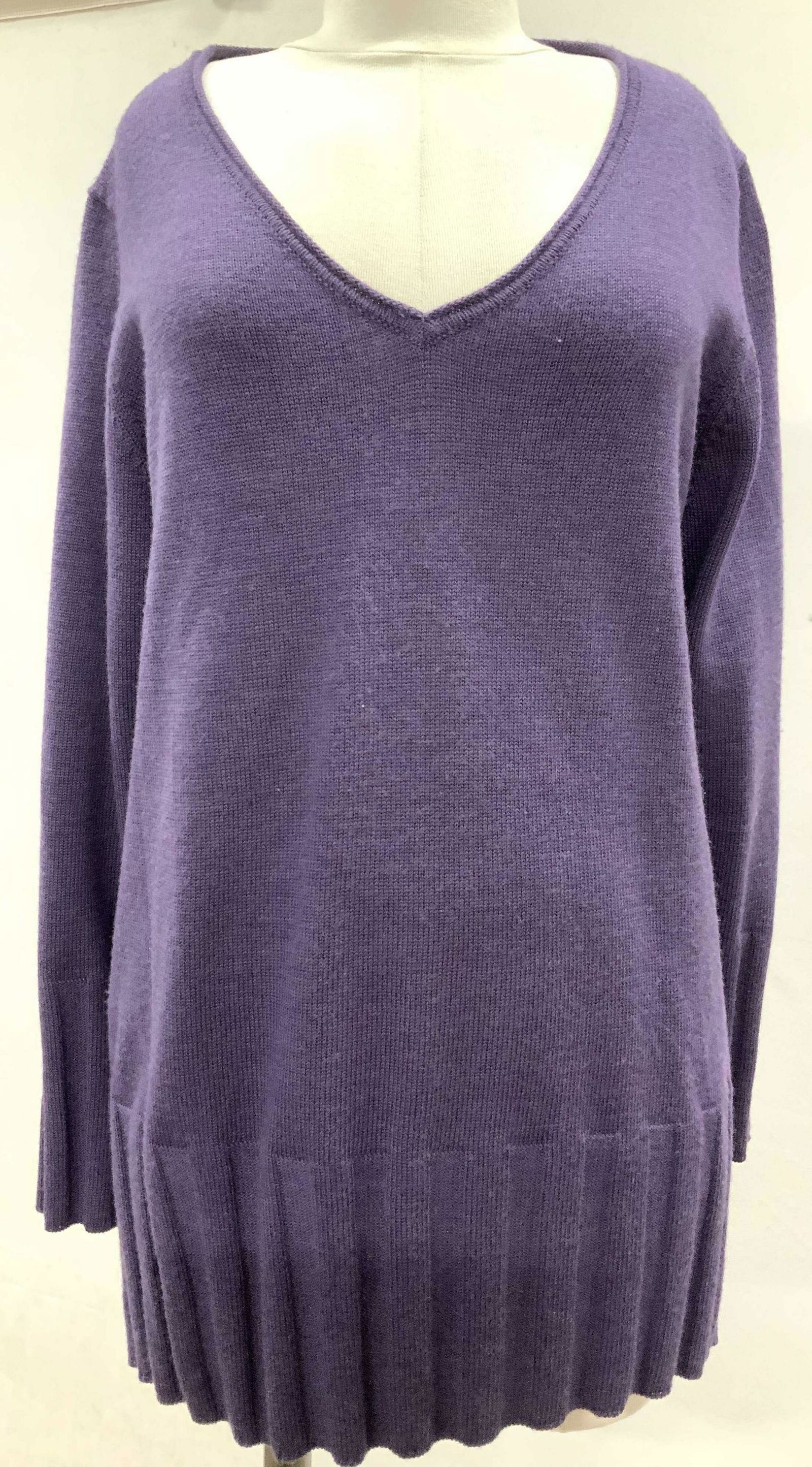 EILEEN FISHER Vtg Merino Wool V Neck Sweater (1 of 6)