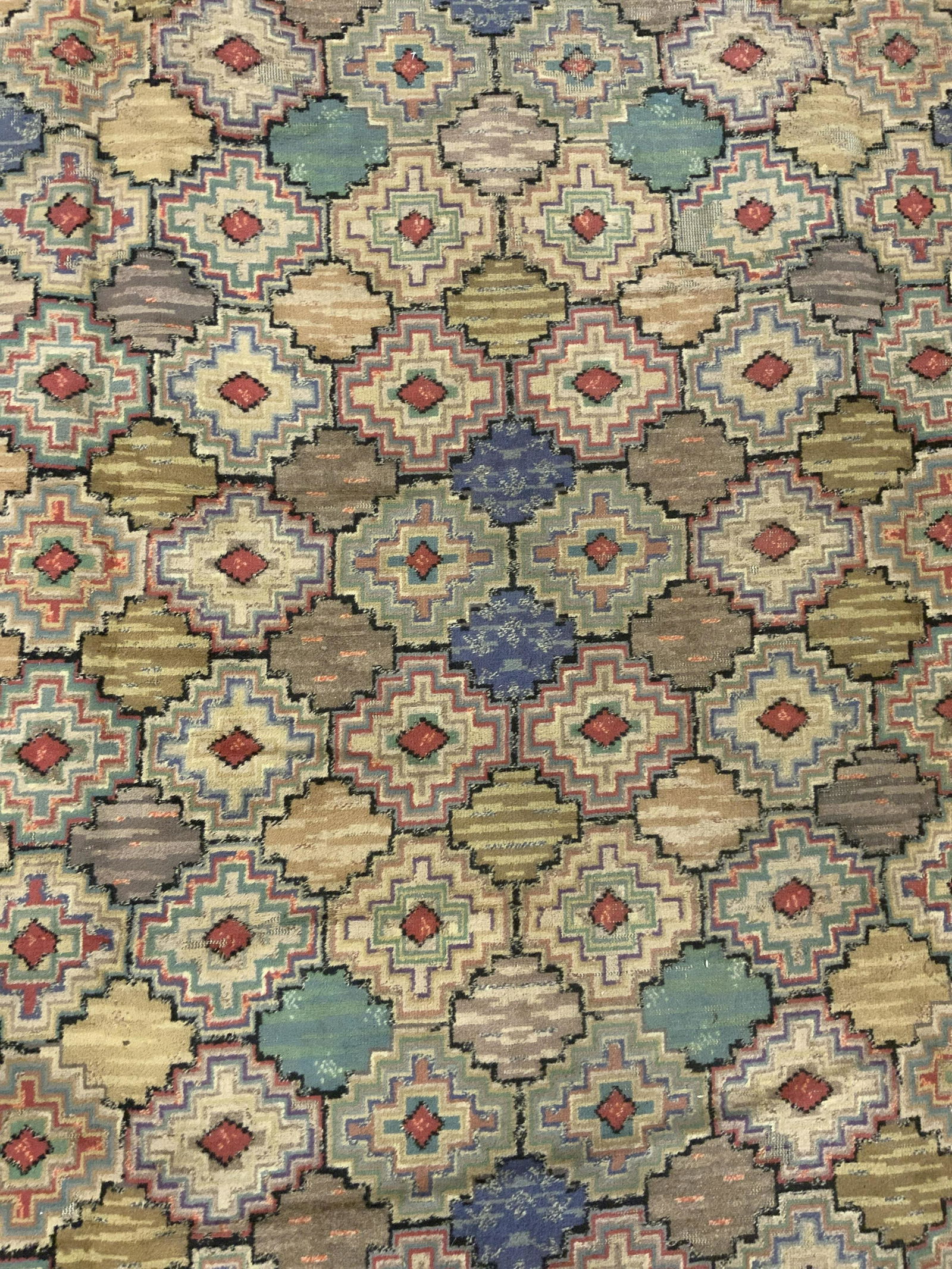 Vintage Wool Rug W Geometric Detail (1 of 8)