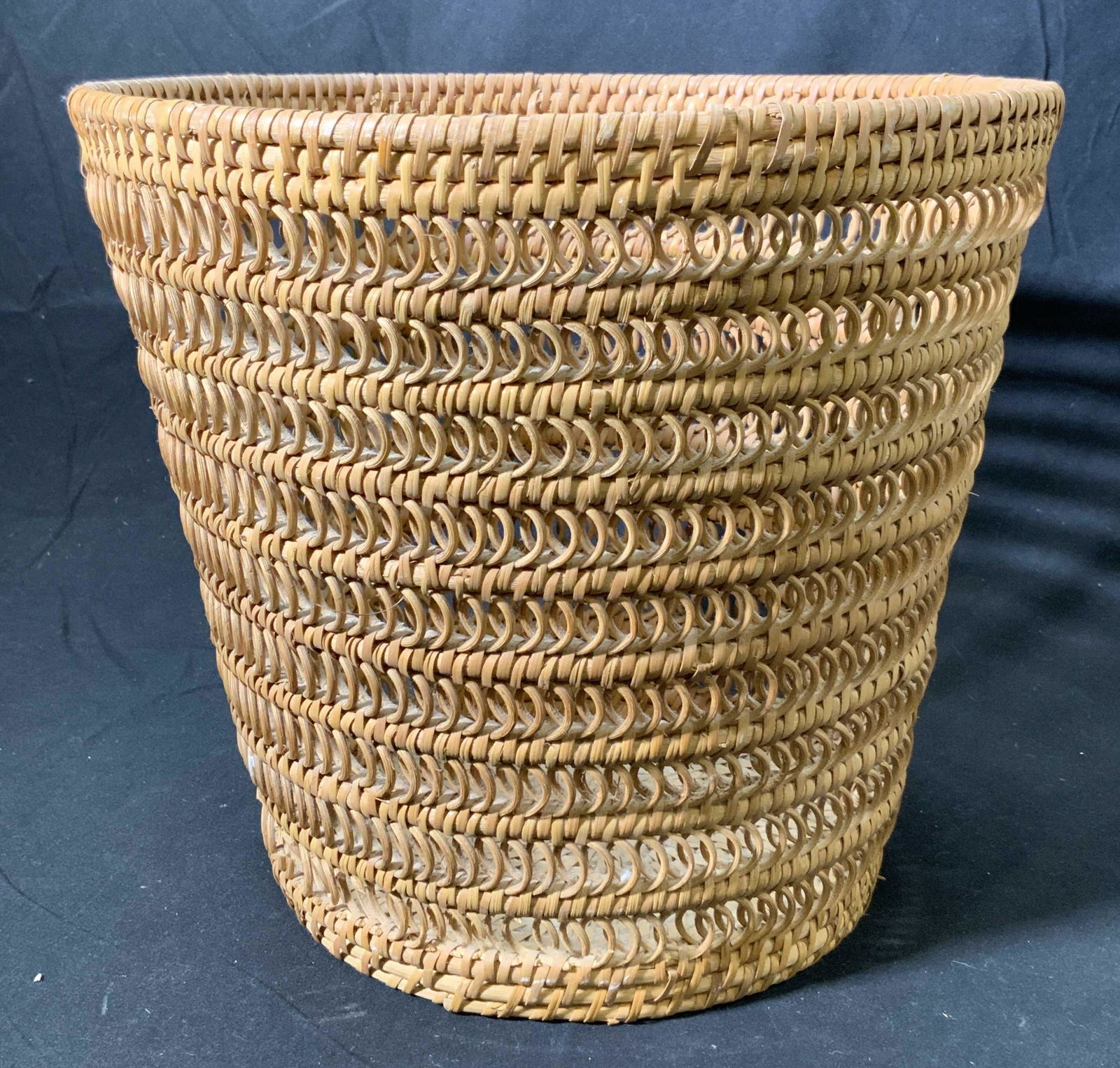 Vintage Woven Wicker Basket (1 of 4)