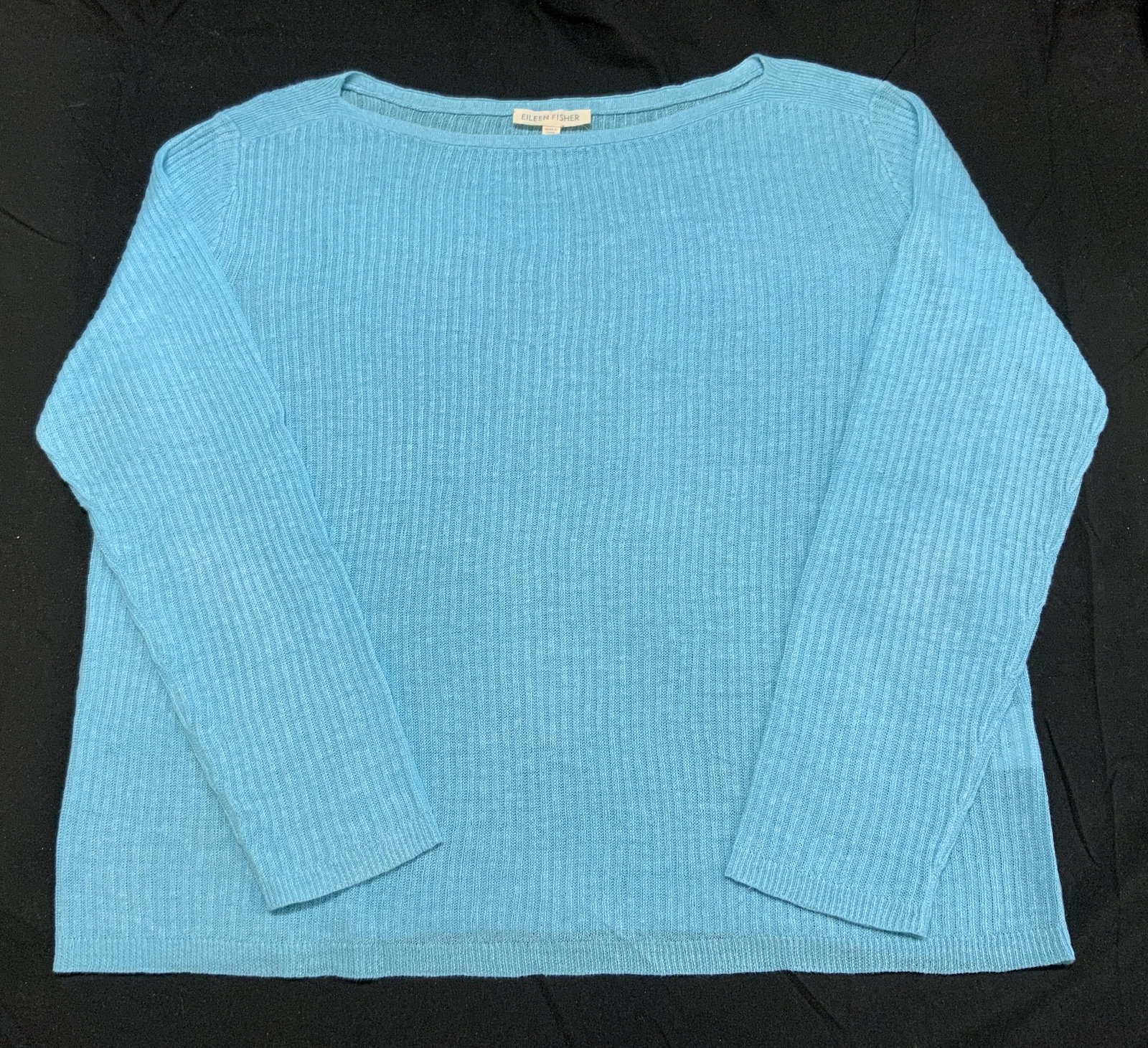 EILEEN FISHER LS Ribbed Turquoise Top: Eileen Fisher long sleeve rib knit turquoise top. 100% linen. Marked XS. In good condition, possibly never worn. Eileen fisher, Eileen fisher top, Eileen fisher linen top, ladies luxury designer top, 