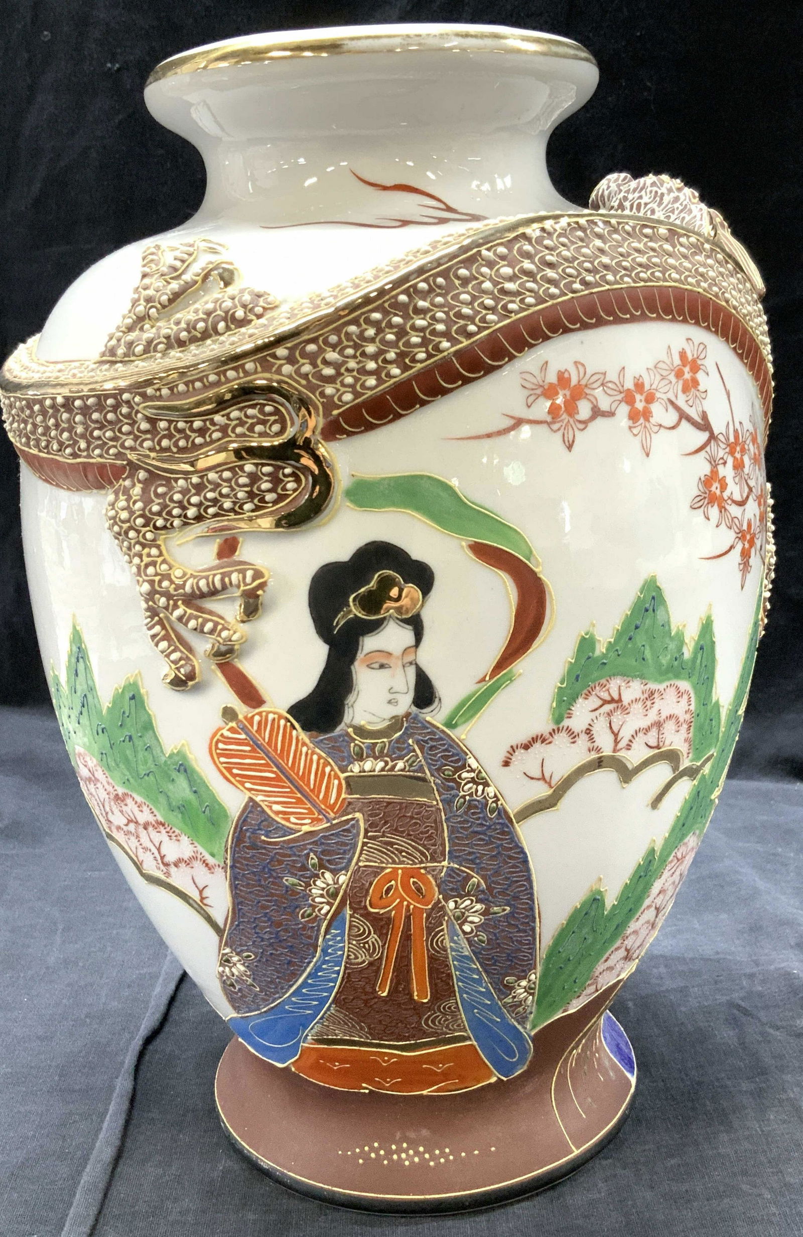 Vintage Japanese Satsuma Porcelain Vase (1 of 6)