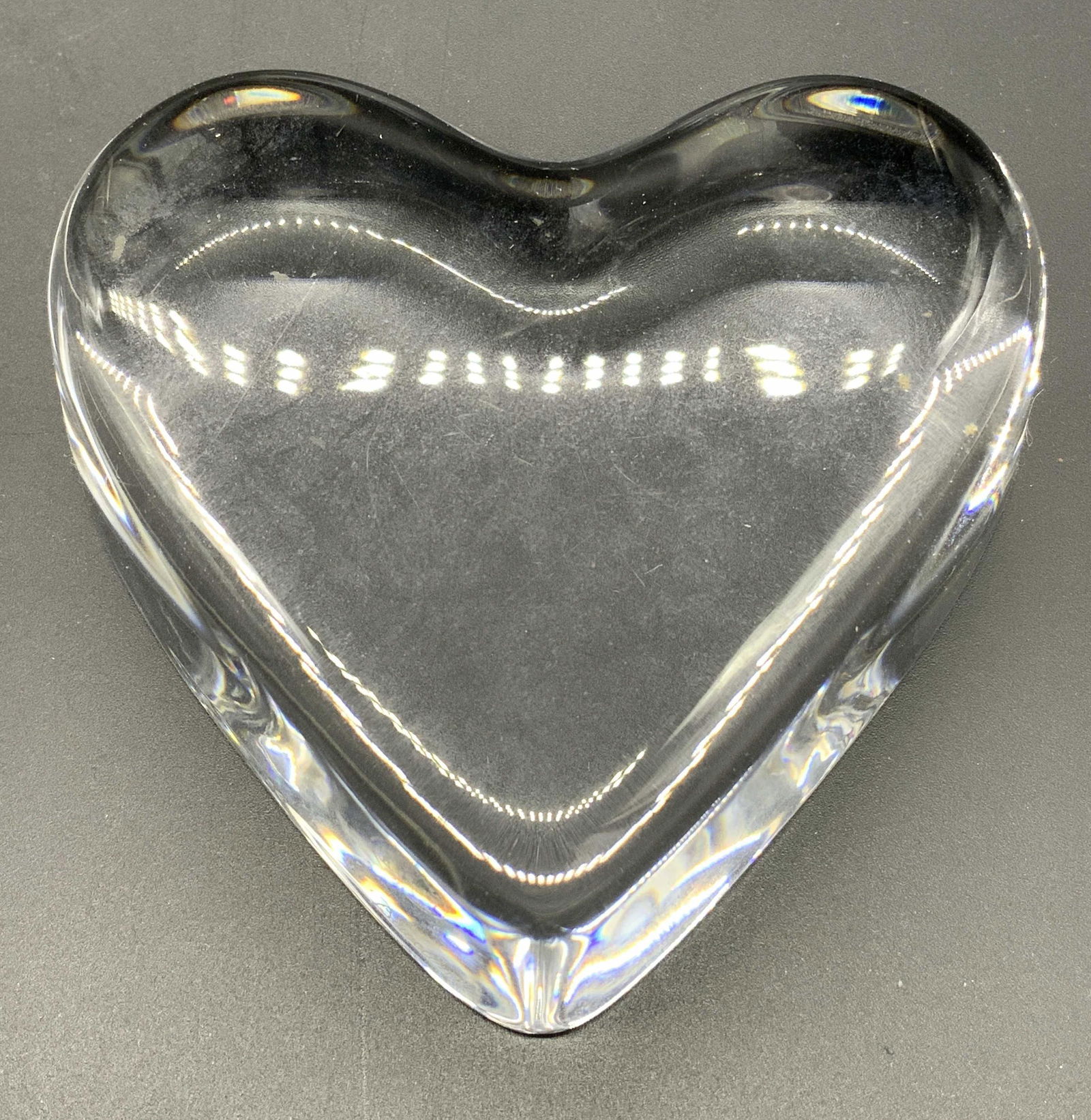 BACCARAT Signed Art Glass Heart Paperweight (1 of 10)