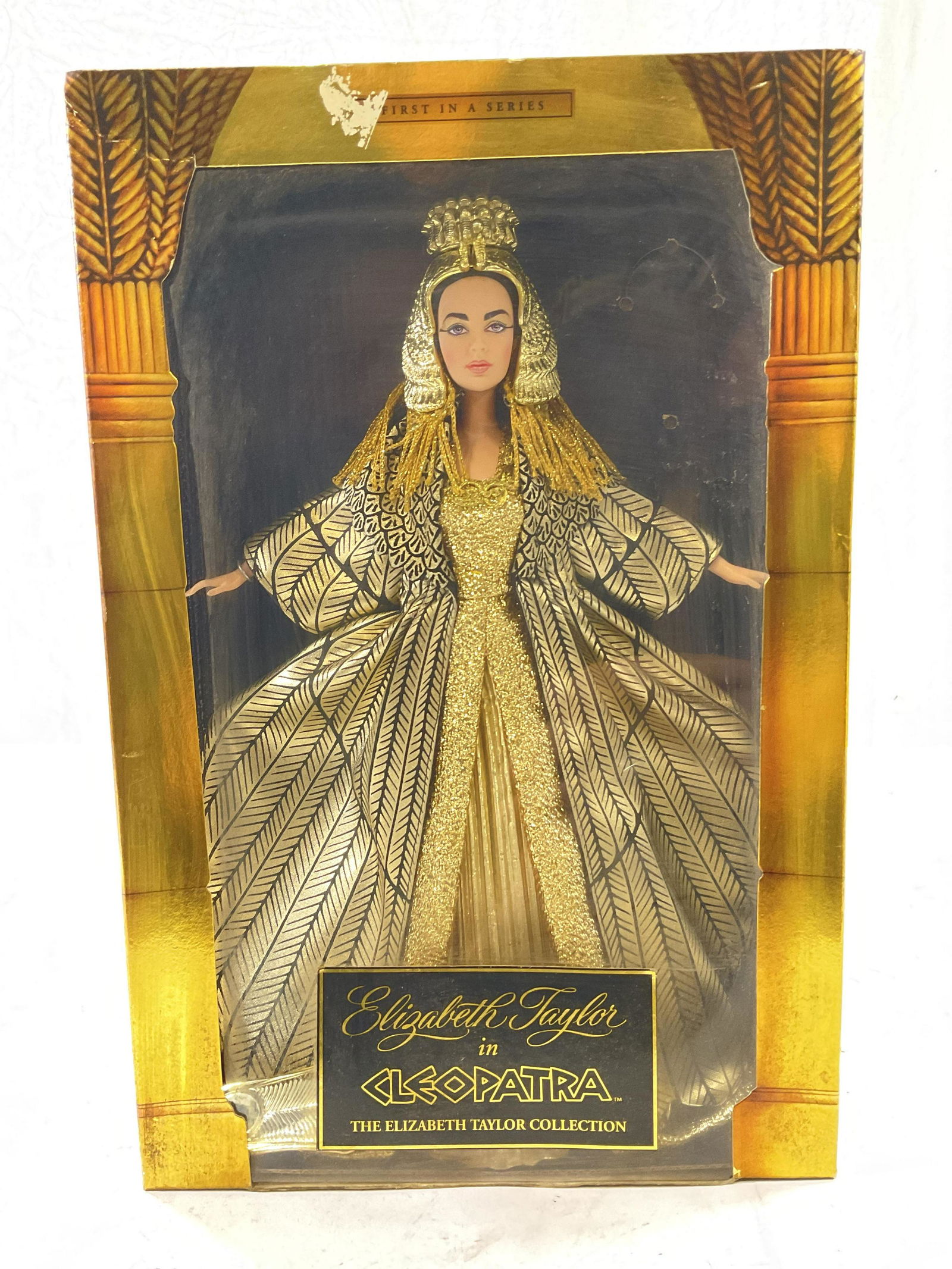 Barbie cleopatra elizabeth shop taylor Barbie cleopatra elizabeth shop taylor