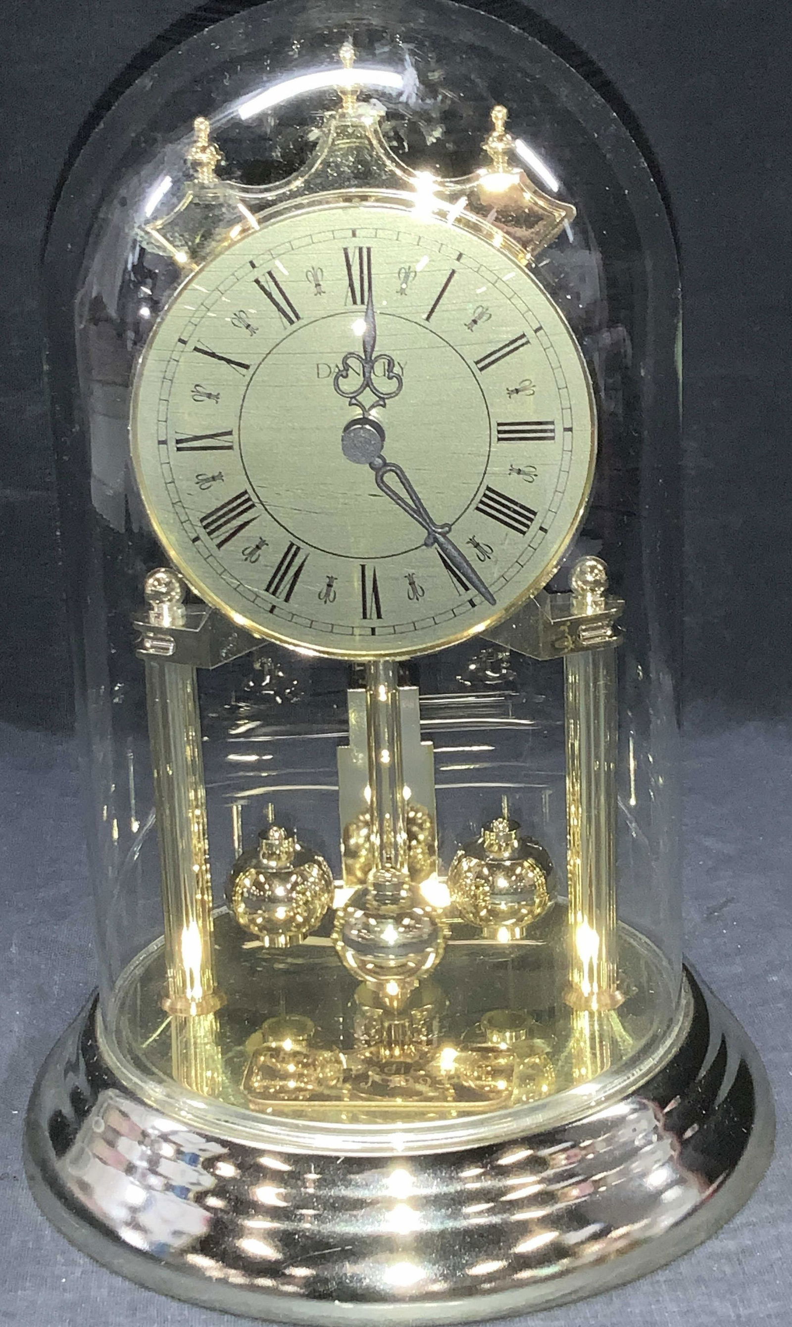 Danbury Brass Mantle Quartz Clock, Germany (1 of 7)