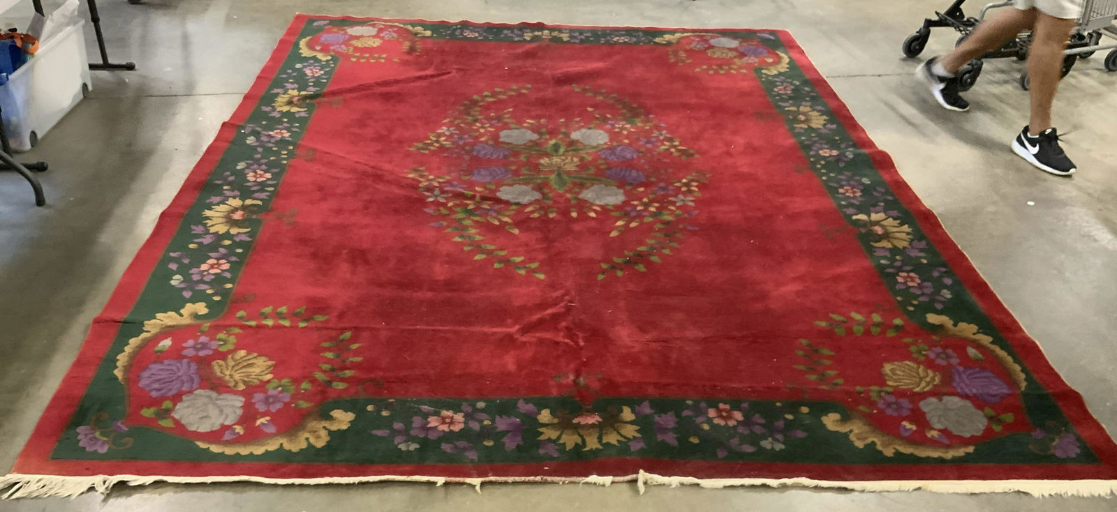 Oversized Floral Area Rug (1 of 12)