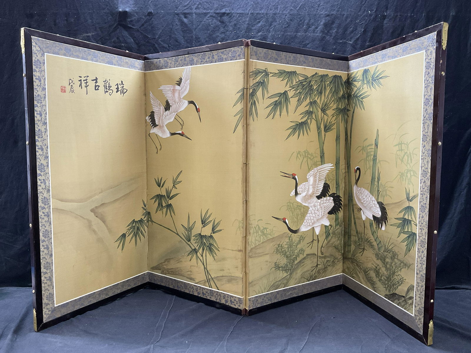 Chinese Folding Screen with Cranes (1 of 7)