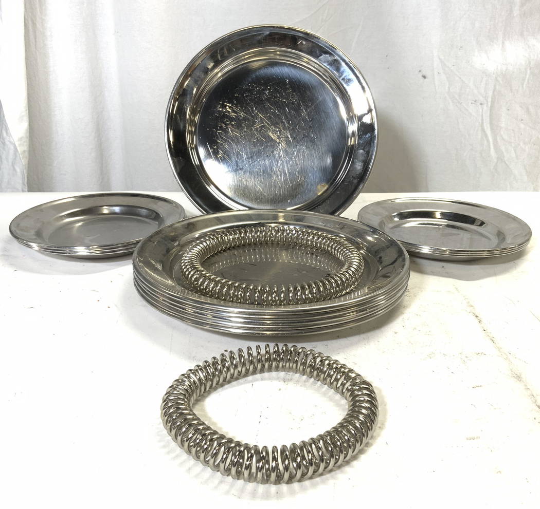 555 Set 14 Metal Plates & Circular Springs