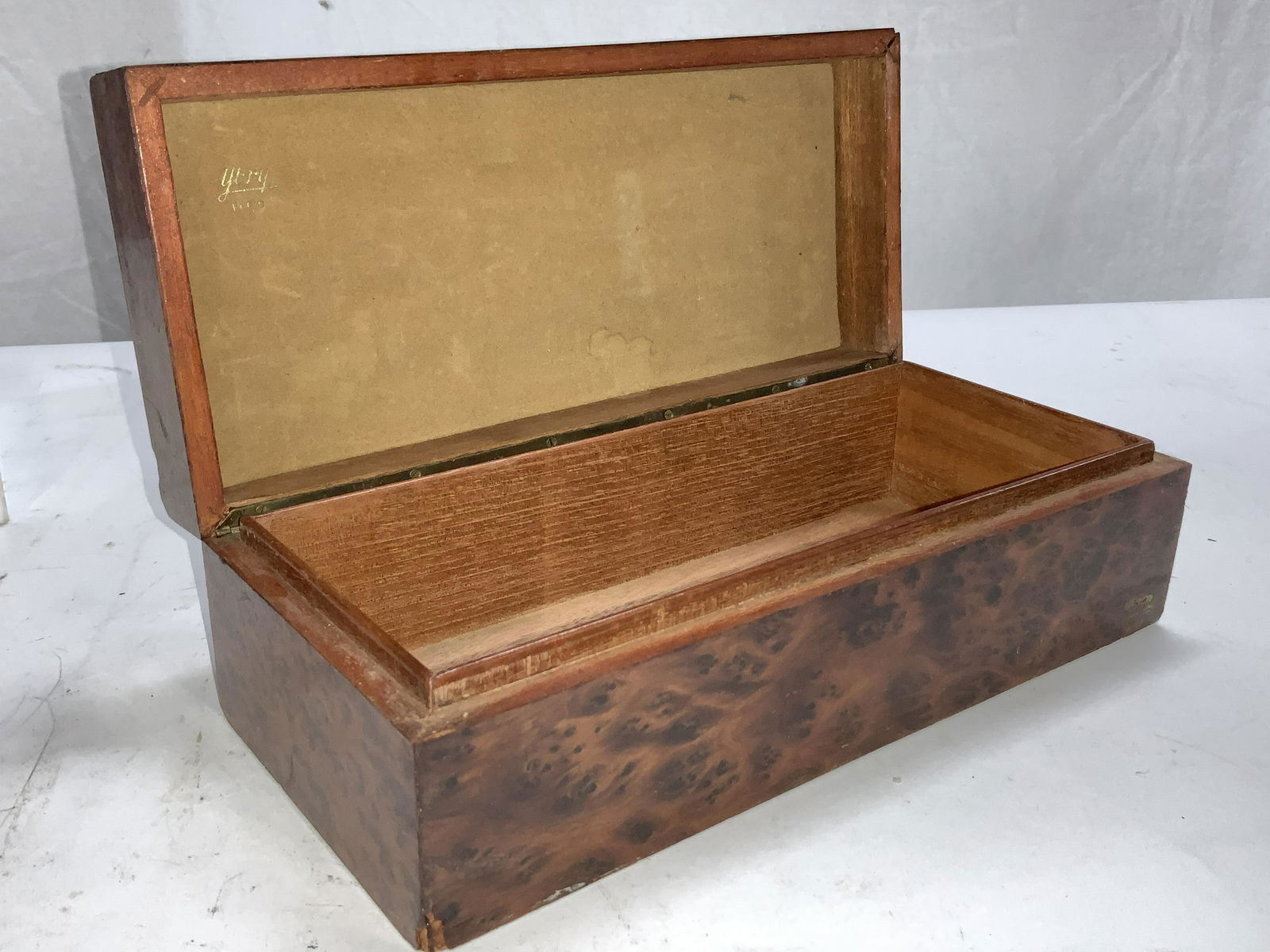 YORY Wood Keepsake Box/ Valet Box, PARIS (1 of 7)