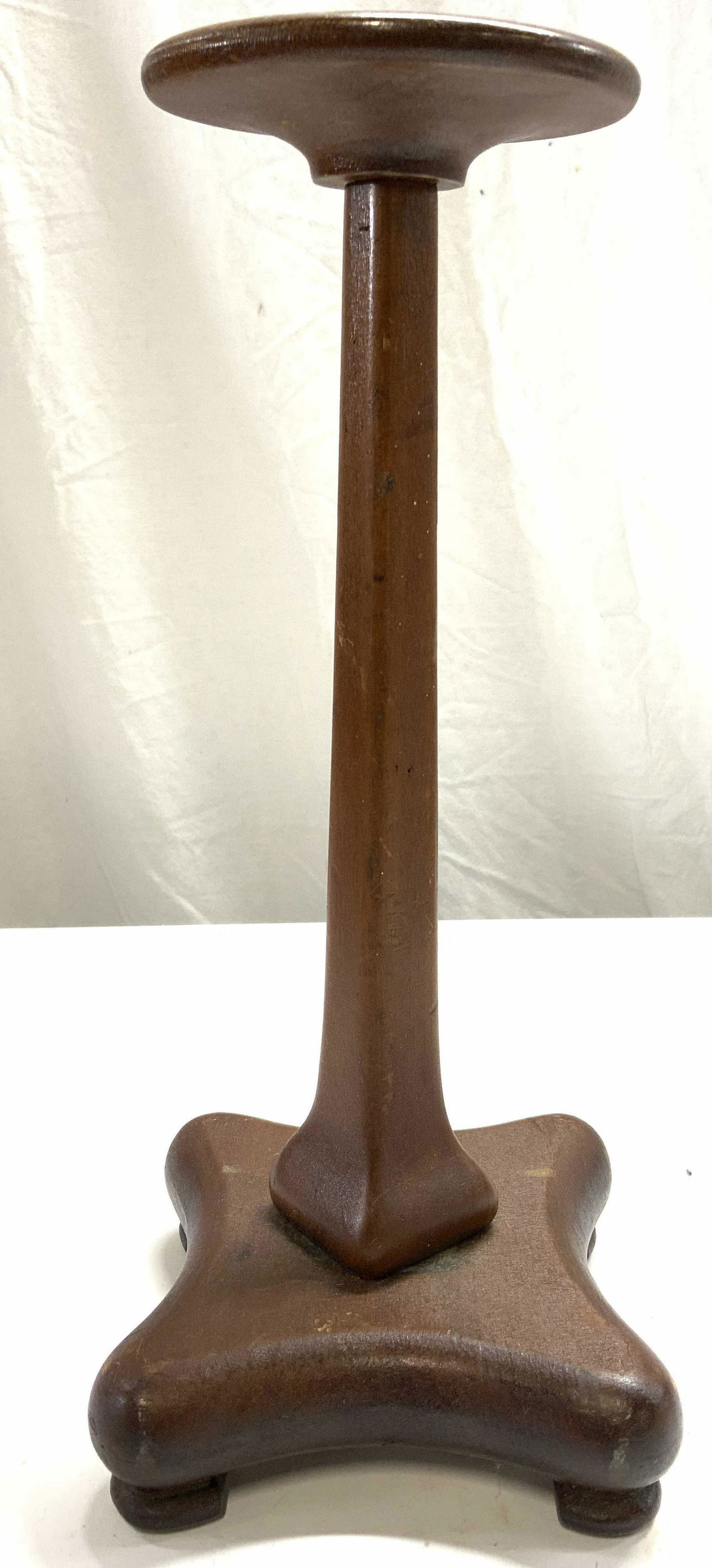 Vintage Wooden Footed Hat Stand (1 of 7)