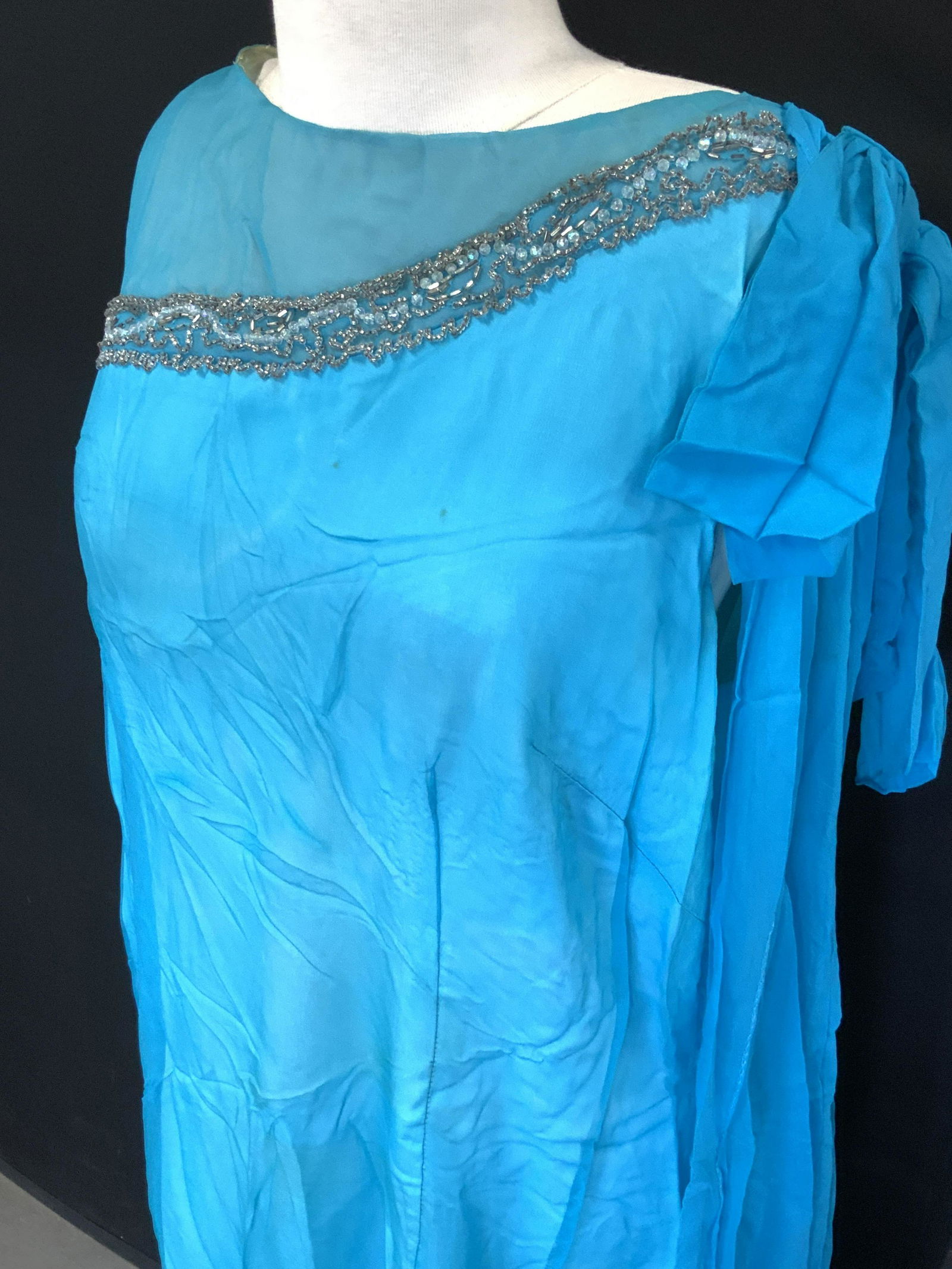 Mod Century Silk Cocktail Dress w Beading, 1962 (1 of 10)