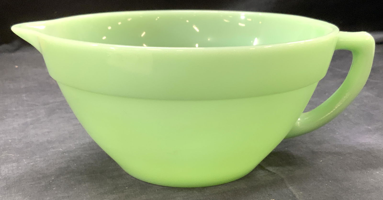 Fire King Jade Ware Glass Mixing Bowl/Pourer (1 of 5)