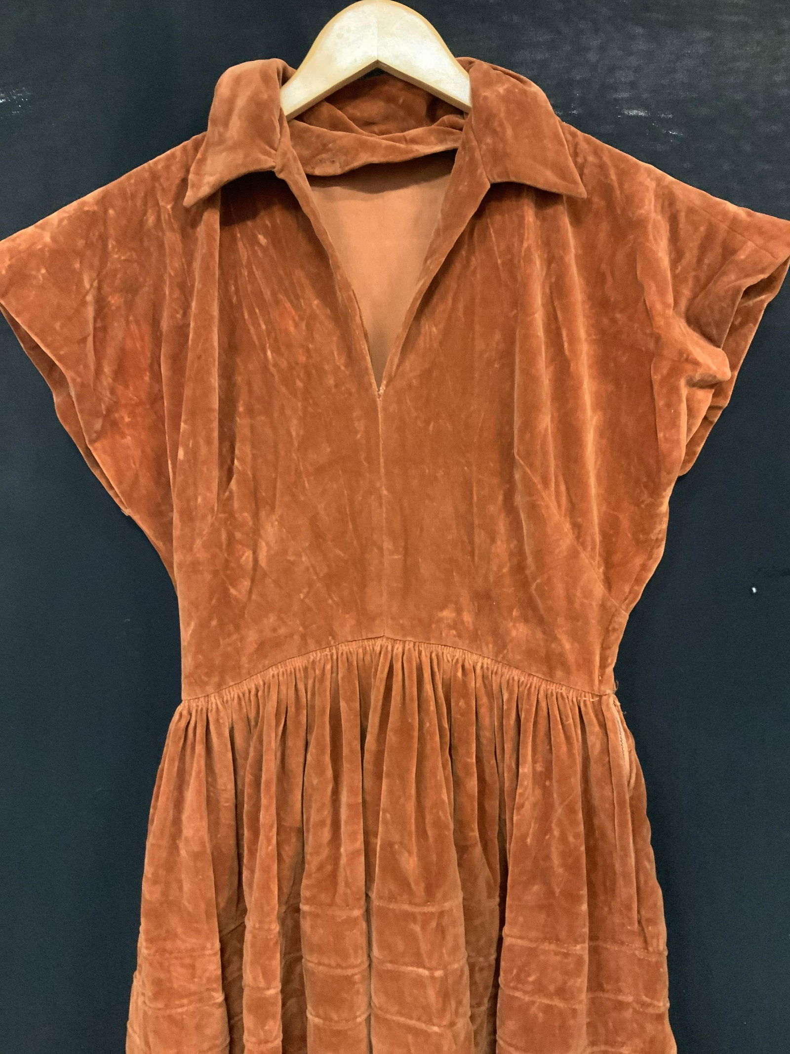Retro Velour Swing Dress w Cap Sleeves (1 of 7)