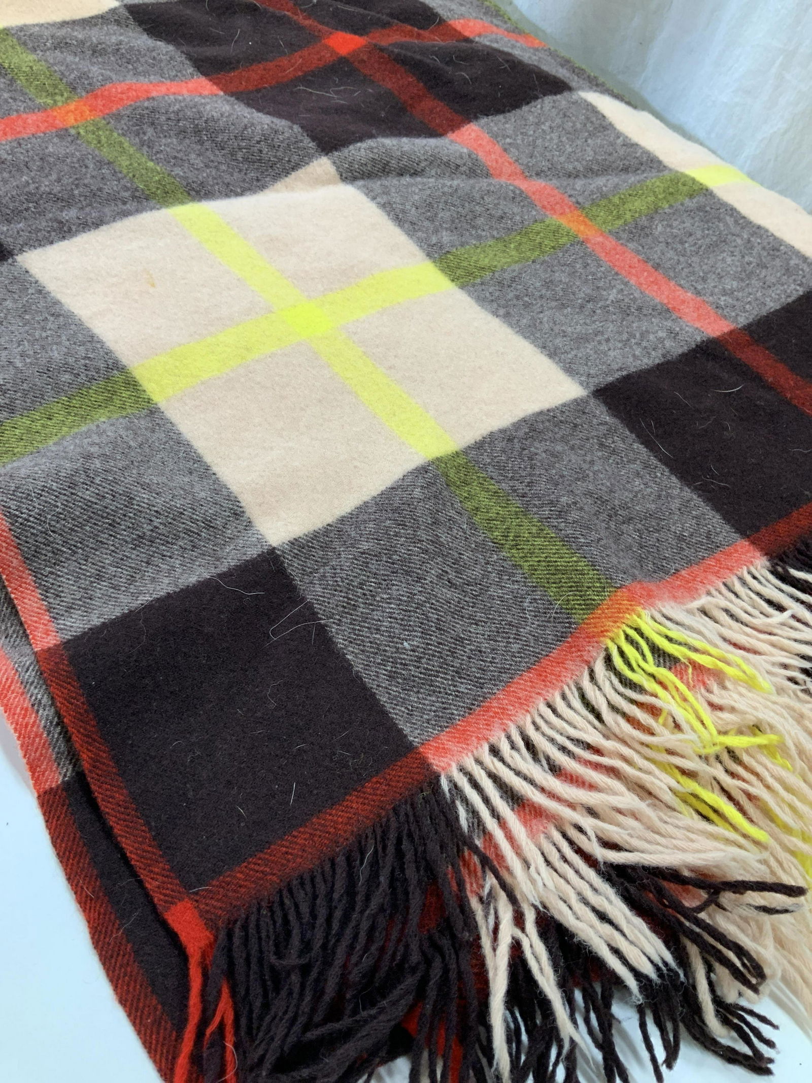 Plaid Wool Throw Blanket w Tassels (1 of 5)