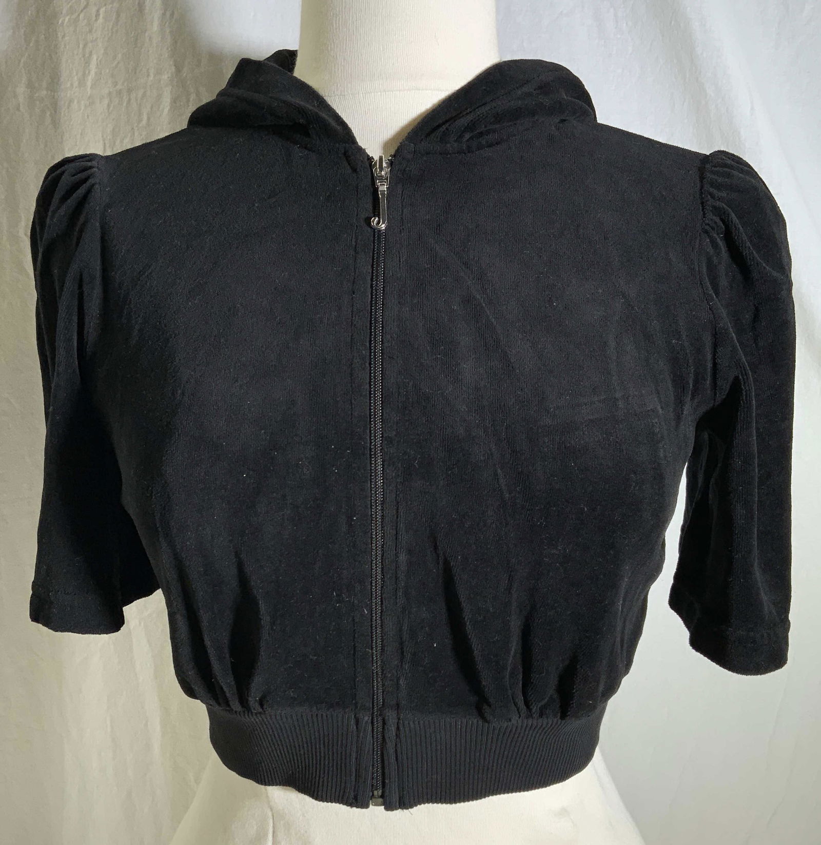 JUICY COUTURE Black Velour Short Sleeve Zip Up (1 of 4)