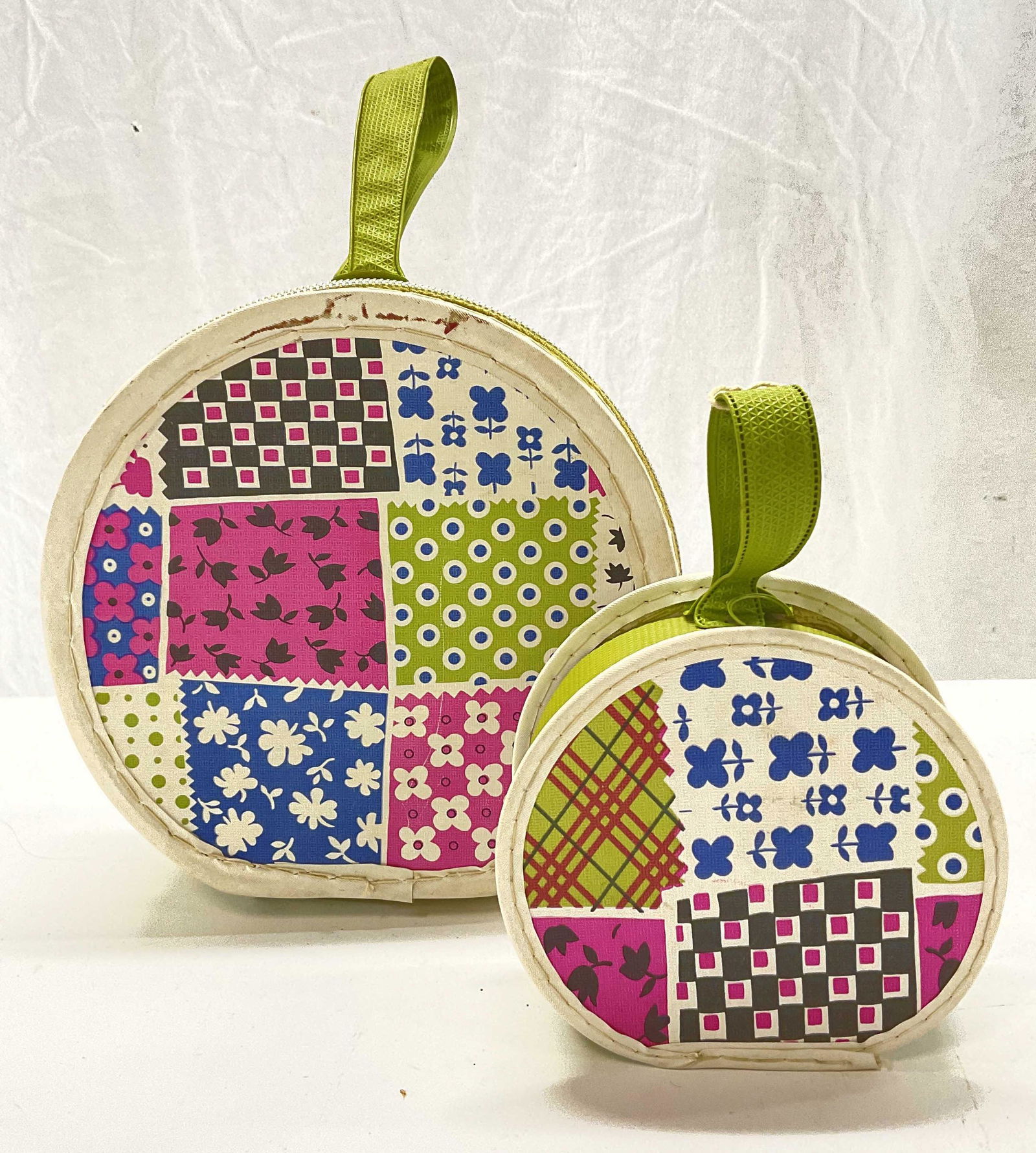 Vintage Patchwork Print Zipper Circle Cases (1 of 6)