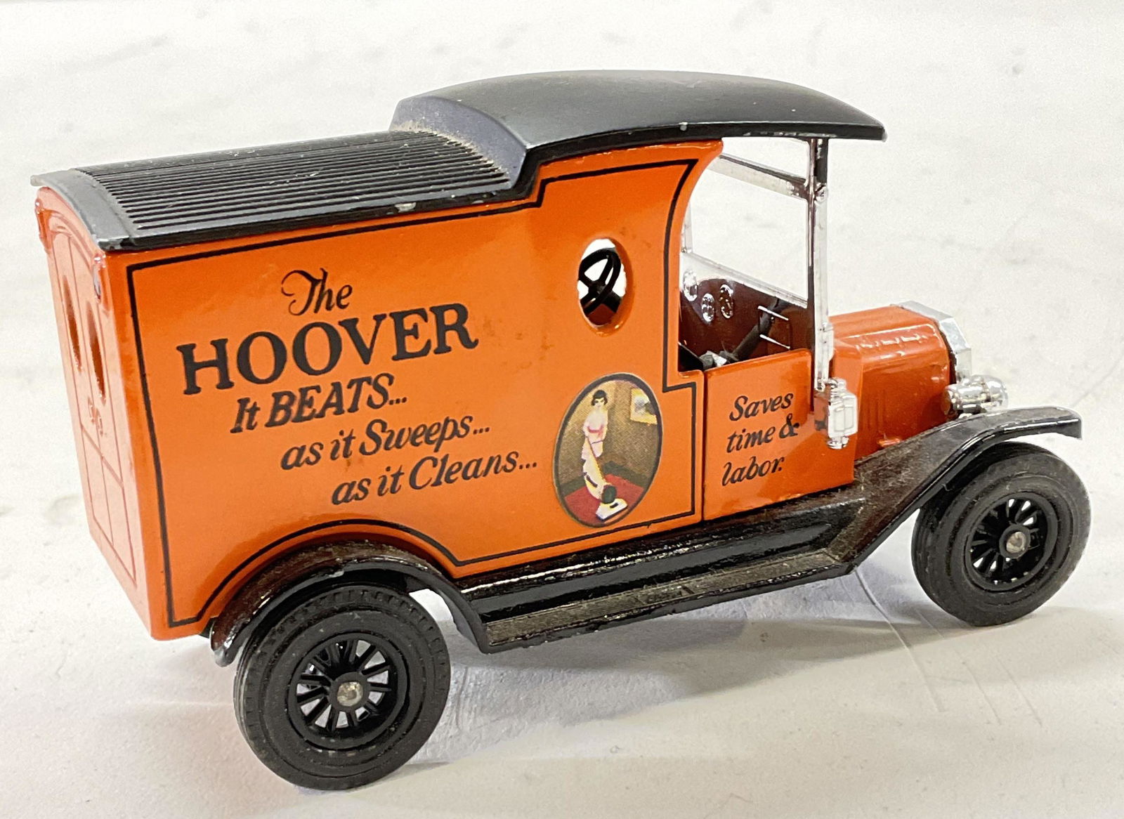 Matchbox HOOVER Ford Truck (1 of 6)