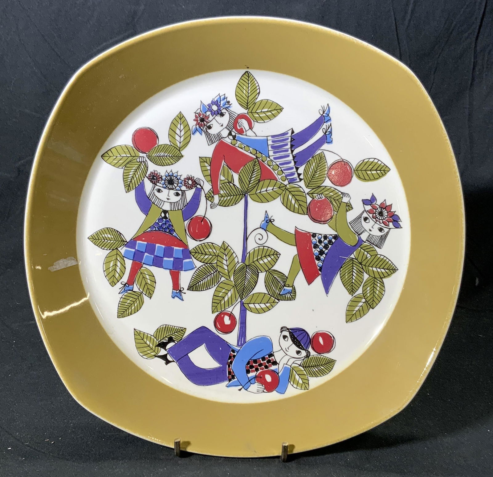 Vintage TURI DESIGN CAREFREE Mid Century Platter (1 of 4)