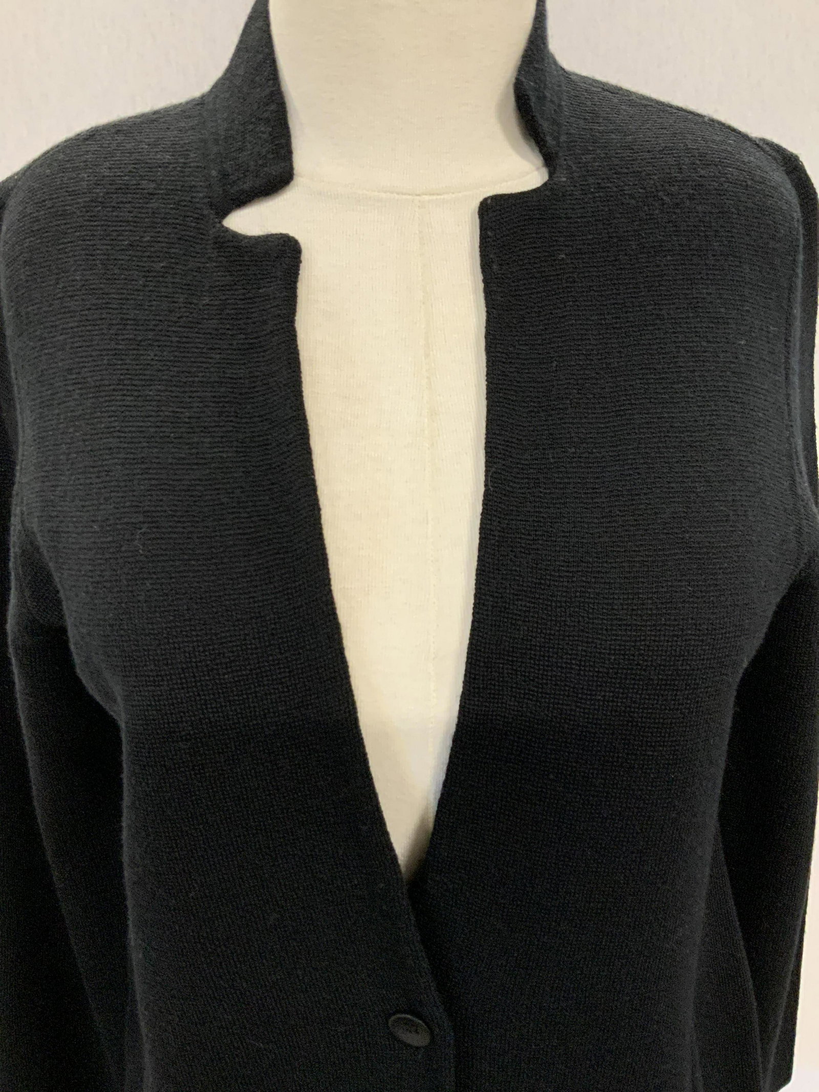 EILEEN FISHER ITALIAN WOOL CARDIGN: Black Cardin , signed designer label Eileen Fisher with Merino Wool from Italy. Size XS but roomy fit for Small. 3 luxury knitwear, luxury wool Cardigan, black wool cardigan, Signed Eileen Fisher, Lux
