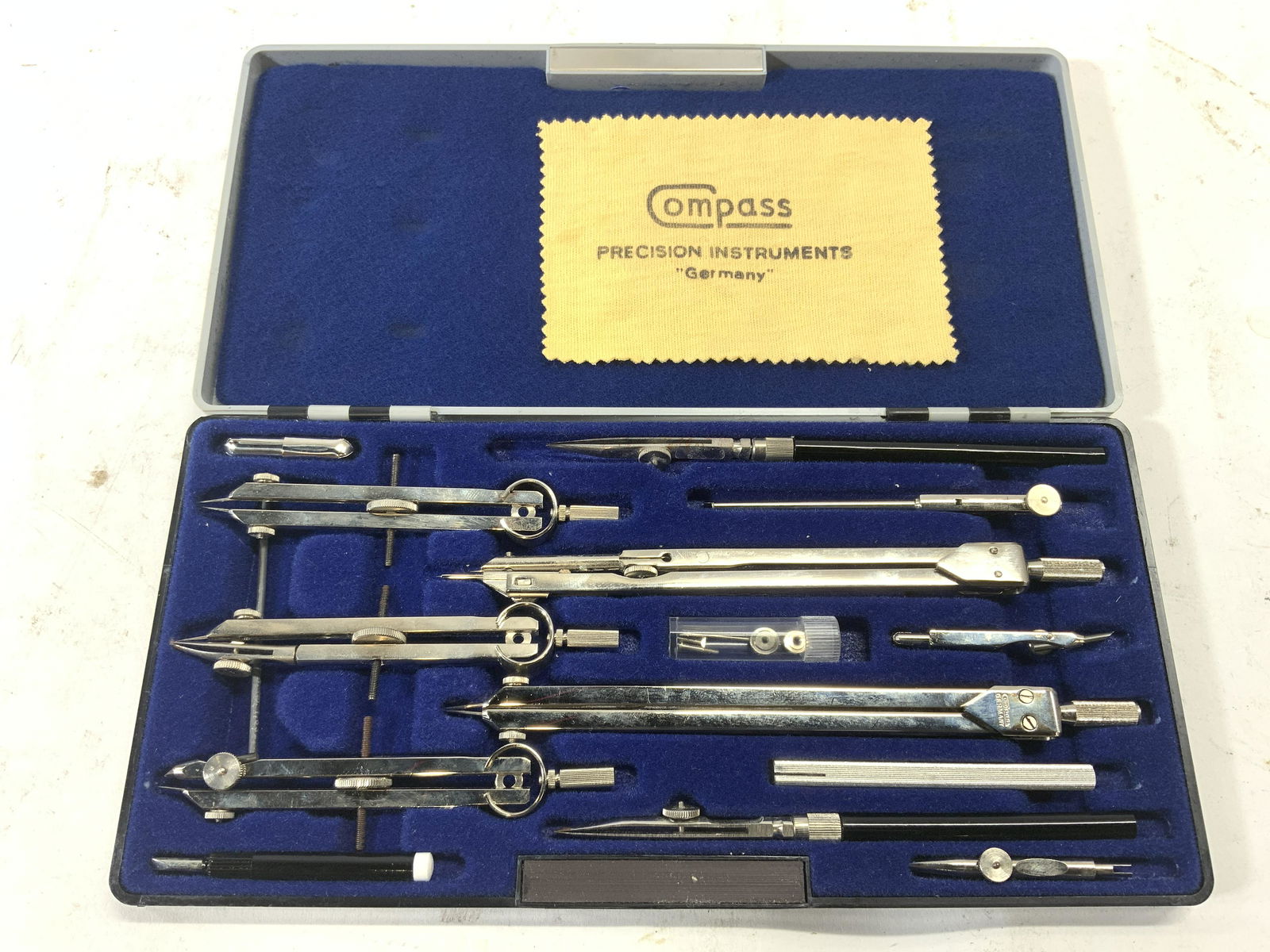 Set 5 PRECISION INSTRUMENTS Vntg Compasses (1 of 7)