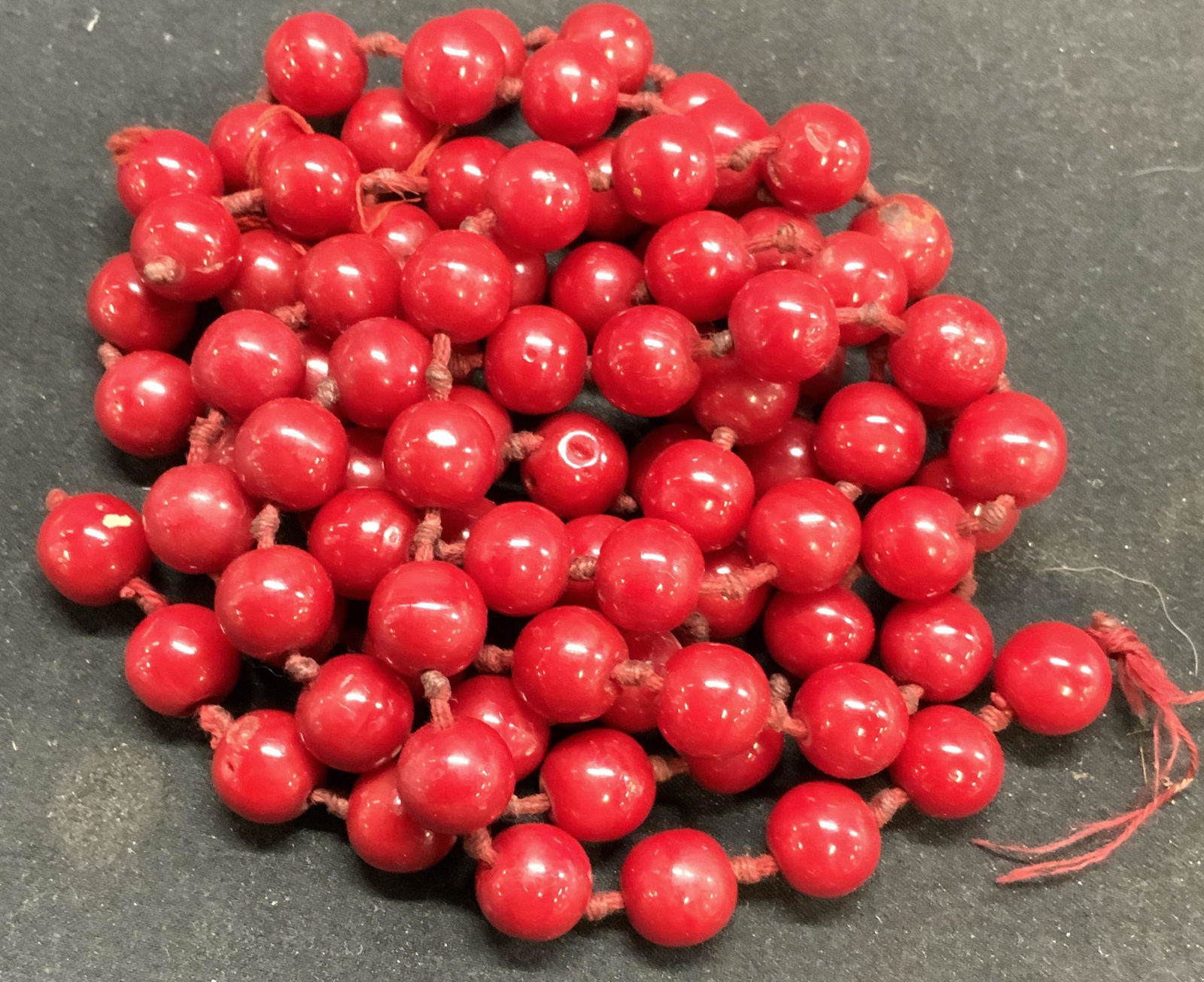 Vintage Red Glass Beaded Necklace, Glass Beads (1 of 4)