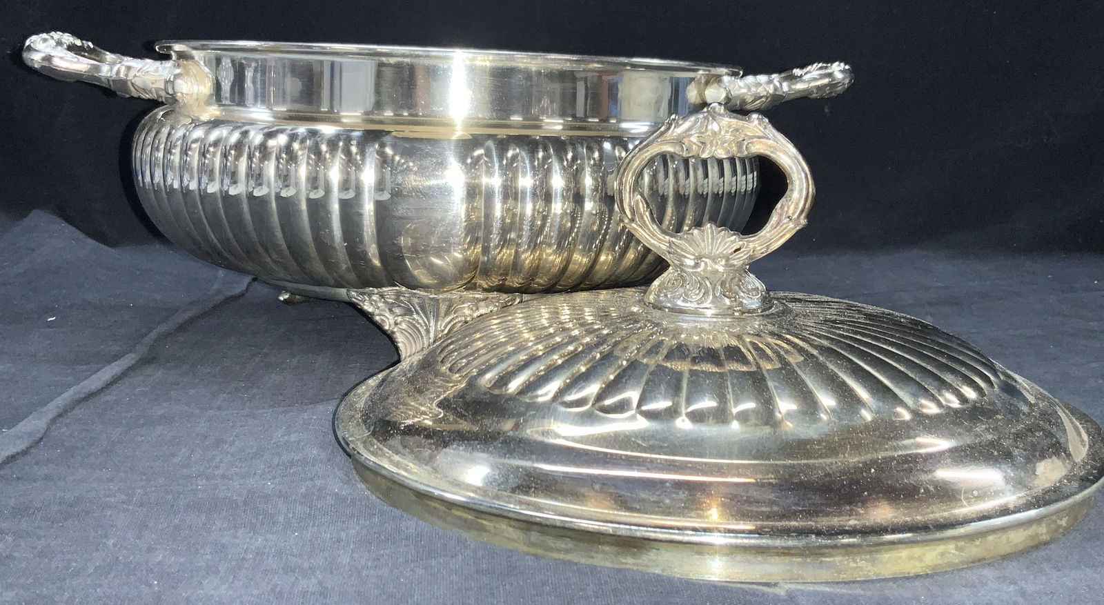 Vintage Ornate White Metal Footed Lidded Dish (1 of 8)