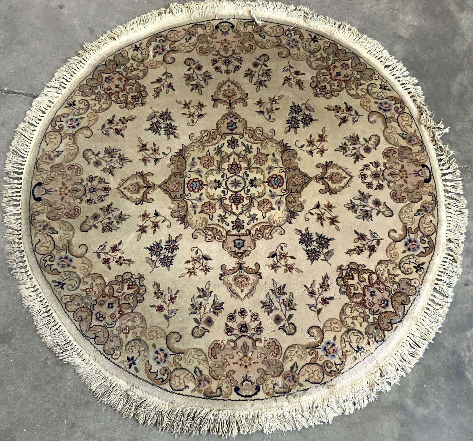 Vntg Handmade Circular Oriental Rug W Fringes (1 of 8)