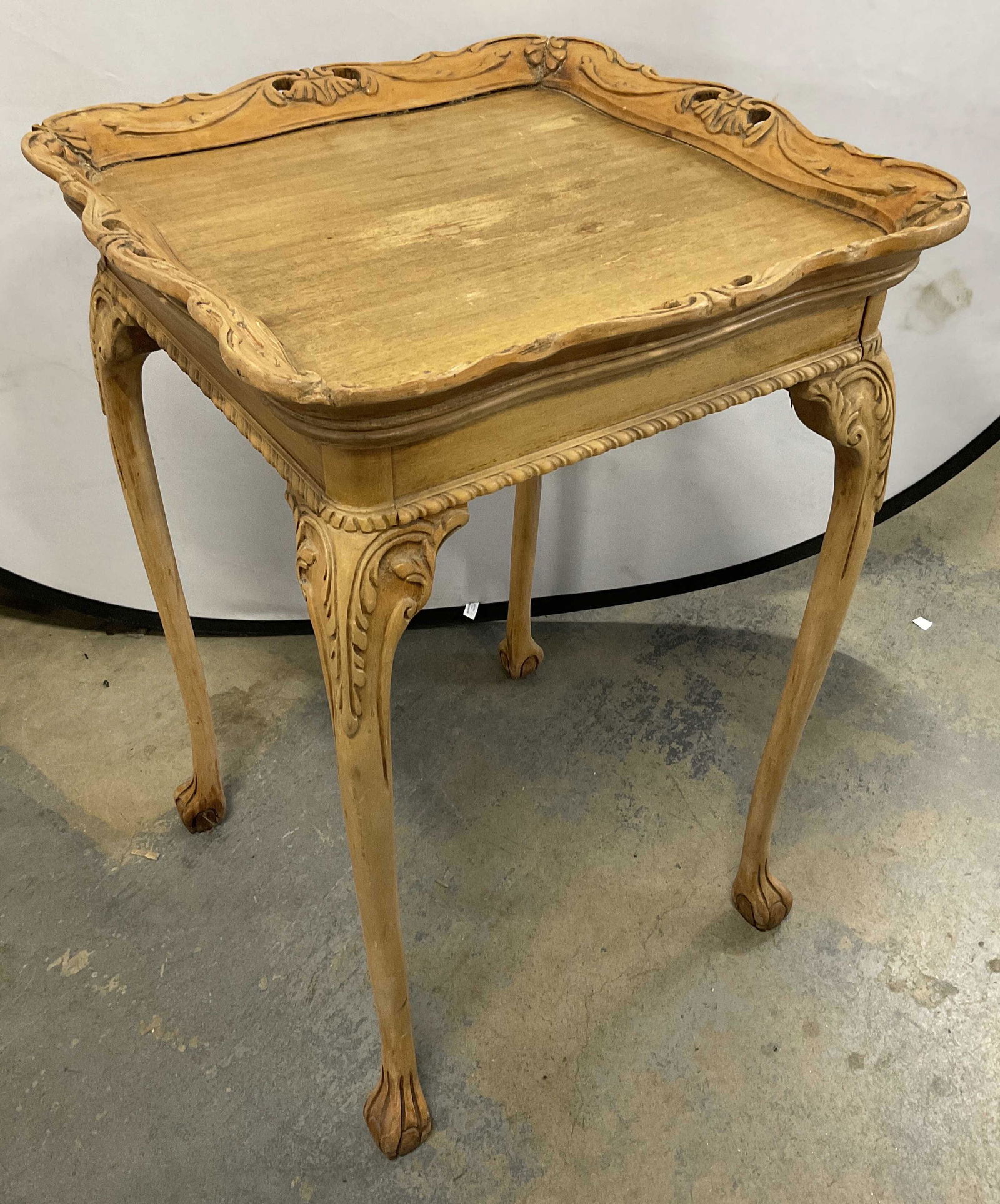 Vintage French Country Style Accent Table (1 of 6)