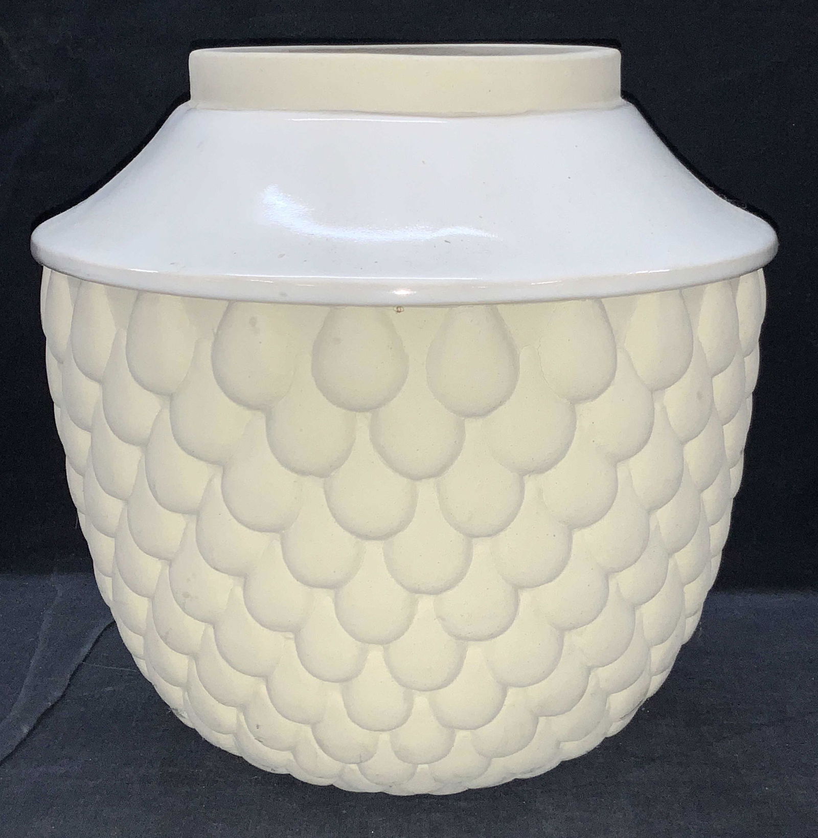 LAZY SUSAN Ribbed Salt Glazed Ceramic Vessel (1 of 7)