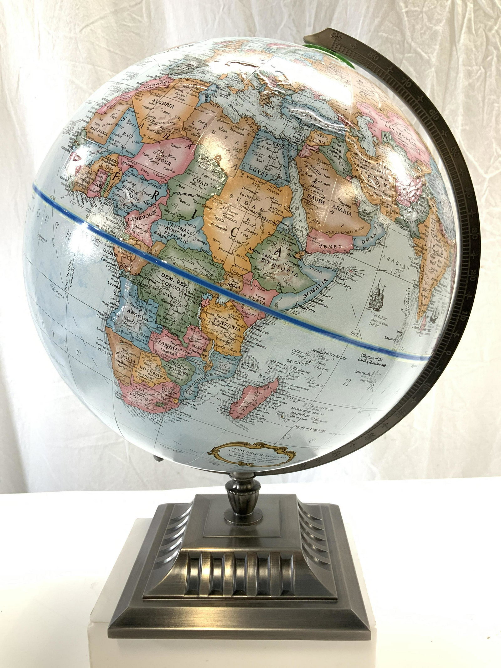 REPLOGLE 12 in. World Globe On Stand (1 of 9)