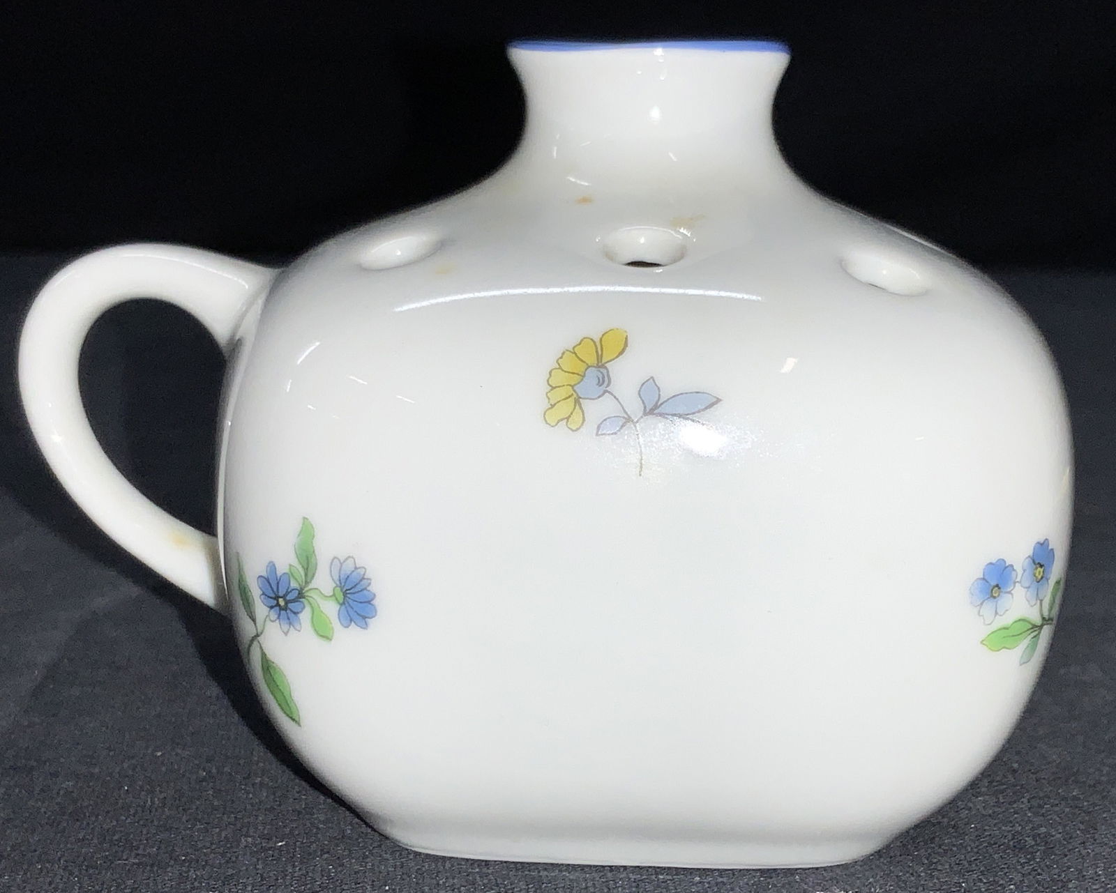 RICHARD GINORI Porcelain Vessel, Italy (1 of 8)