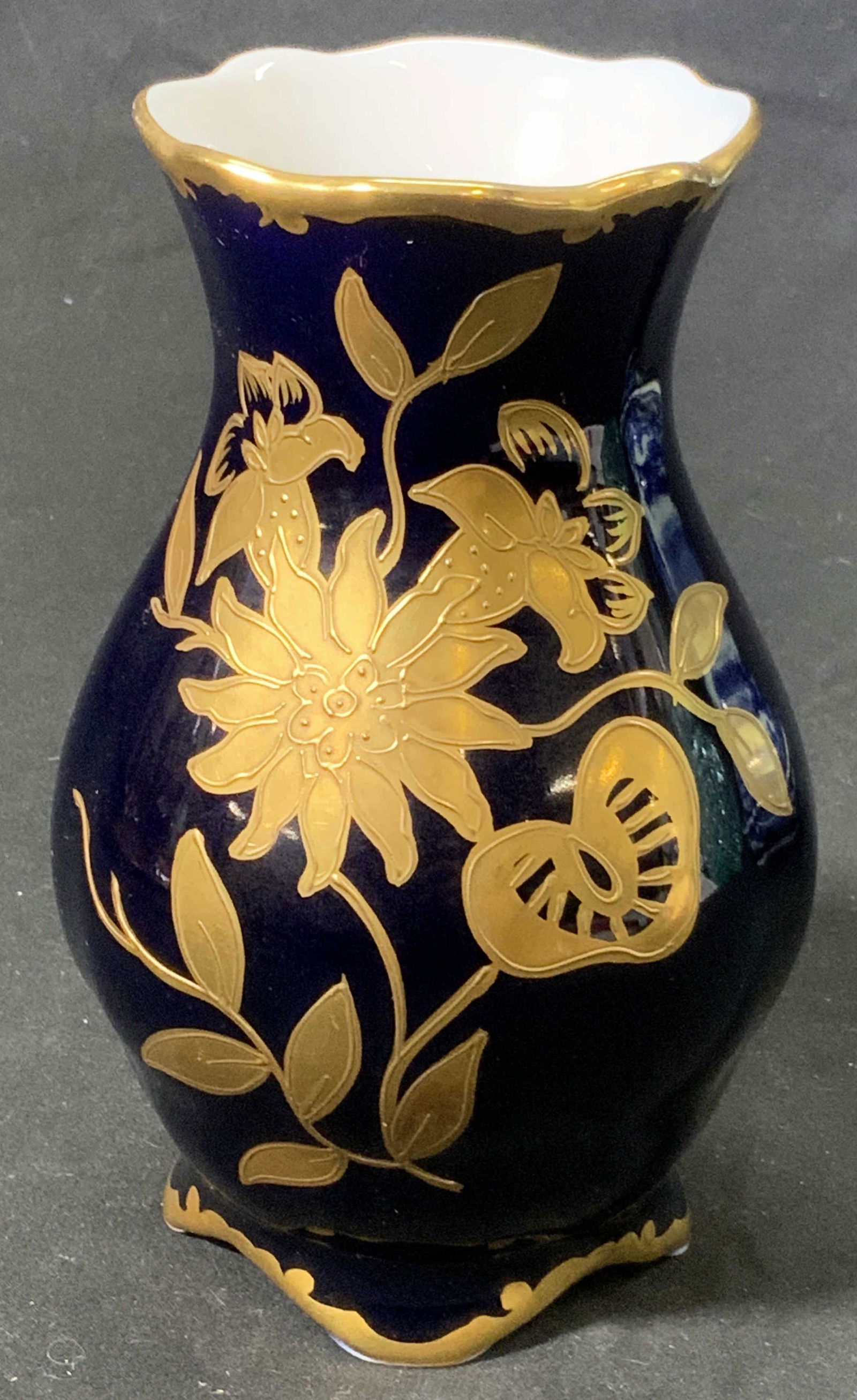 JLMENAU Gilt Cobalt Blue Floral Vase (1 of 4)
