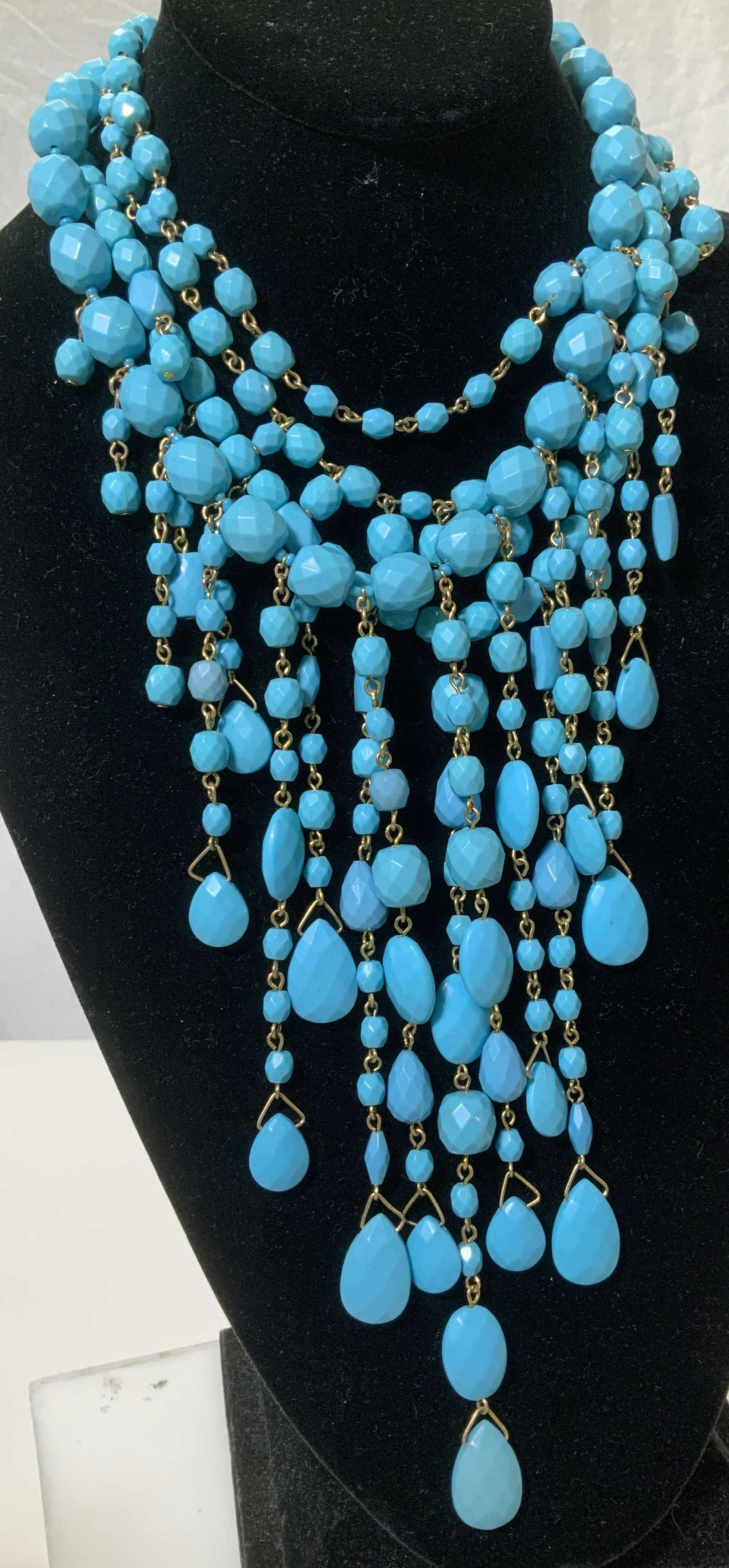 JOAN RIVERS Vtg Turquoise Style Bead Tassel Neck (1 of 6)
