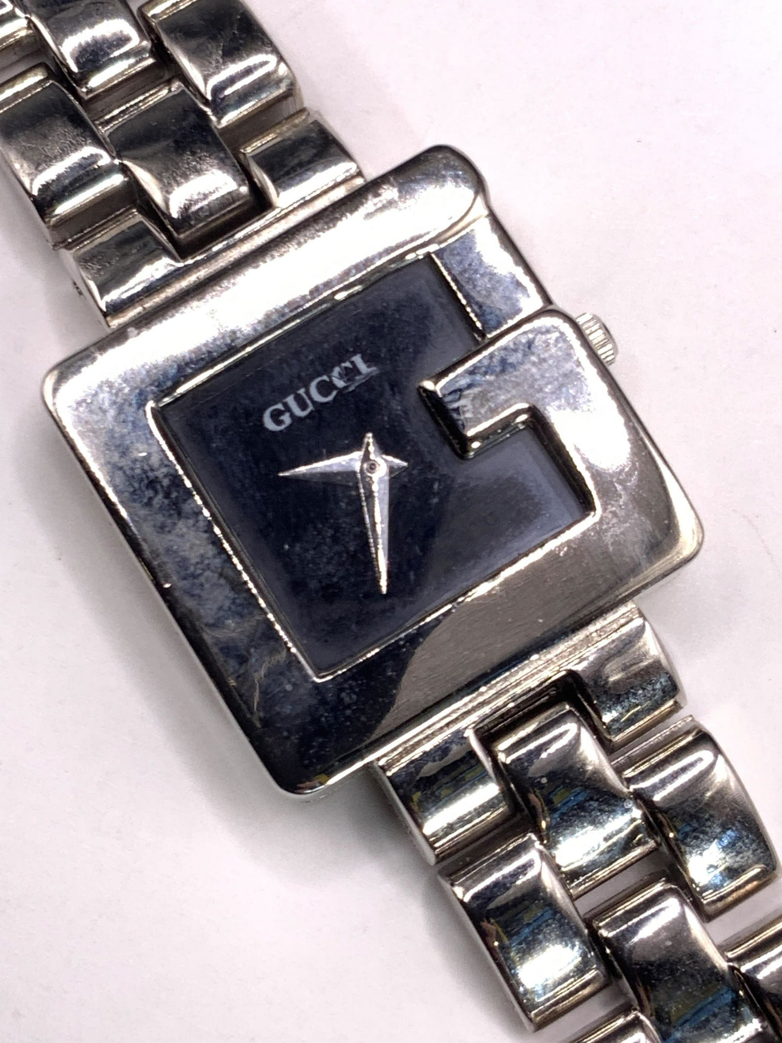 GUCCI Stainless Steel G Watch, Swiss Made (1 of 10)