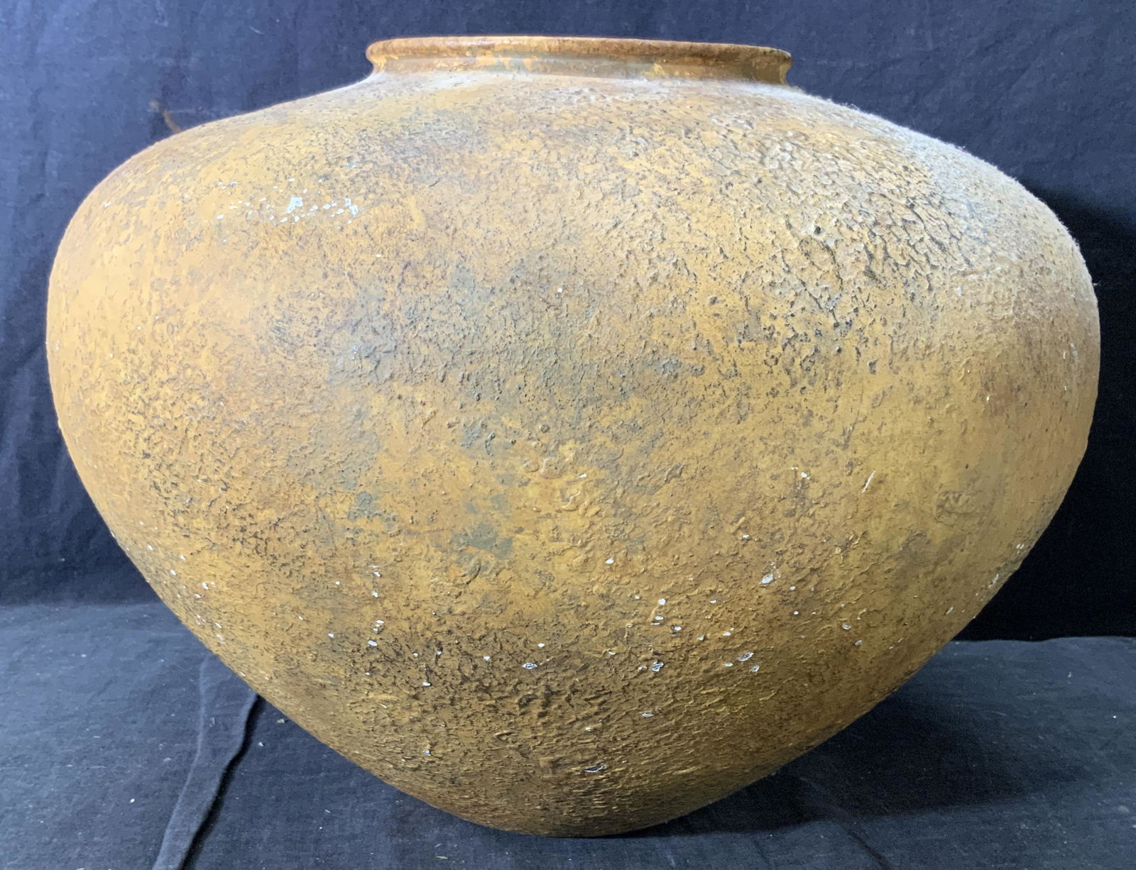 Textured Ceramic Centerpiece Vase (1 of 4)