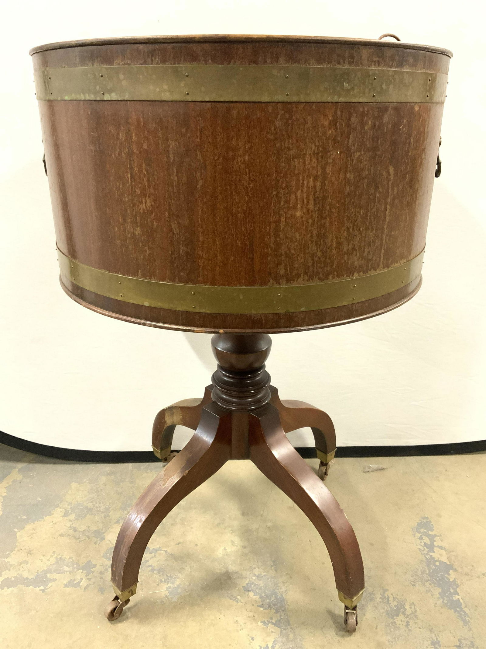 Vntg Wooden CELLARETTE On Casters W Handles (1 of 10)