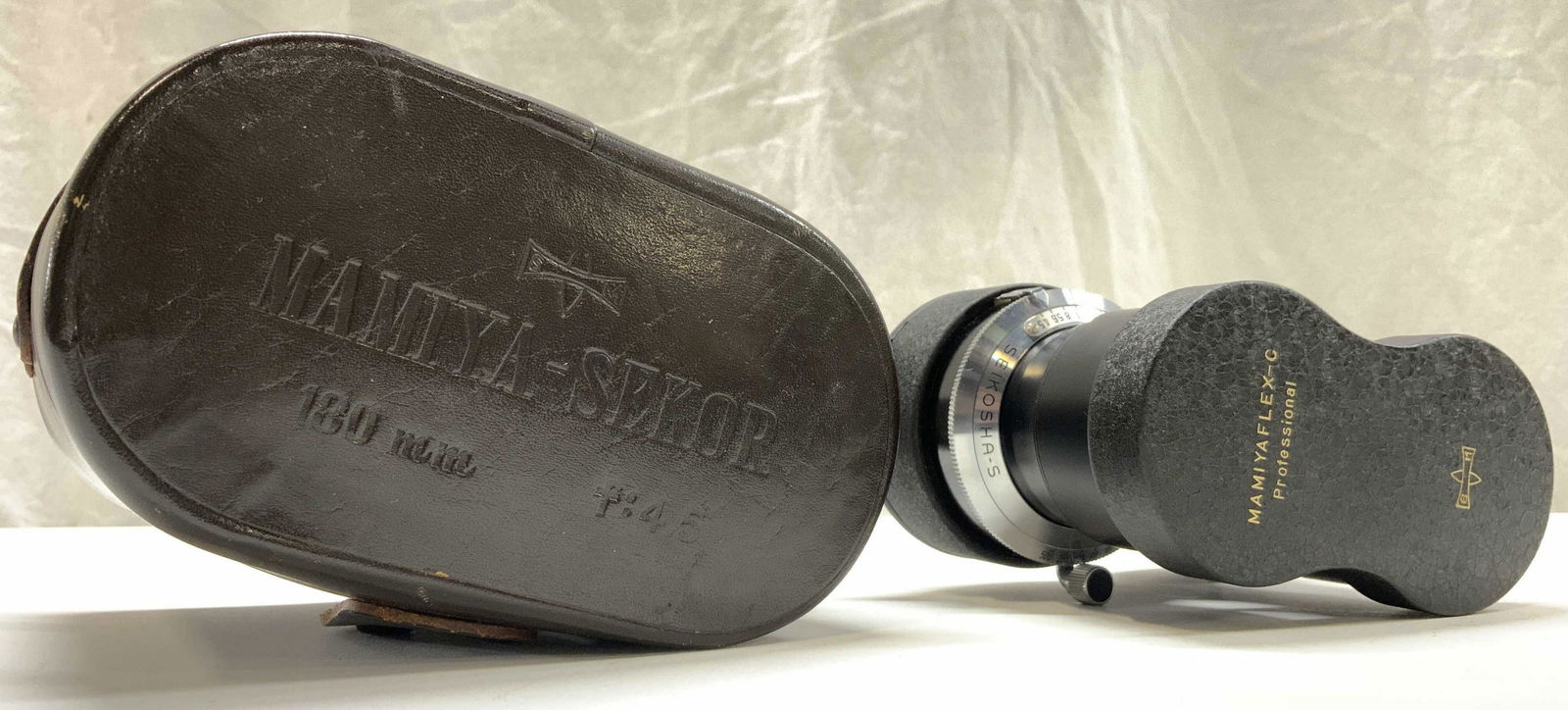 MAMIYAFLEX C Double Camera Lens & Case (1 of 8)