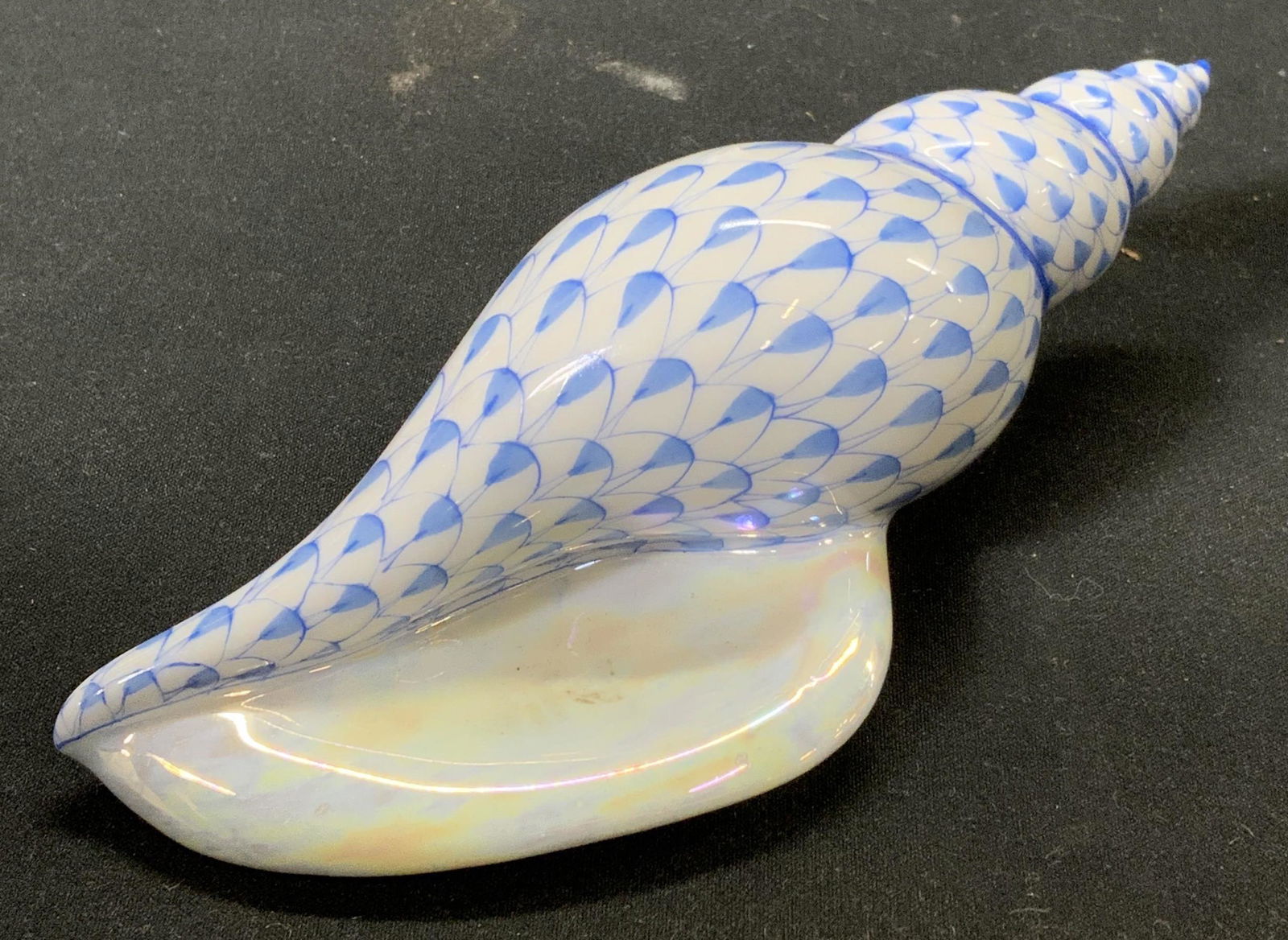 HEREND HUNGARY Vintage Porcelain Conch Shell (1 of 4)