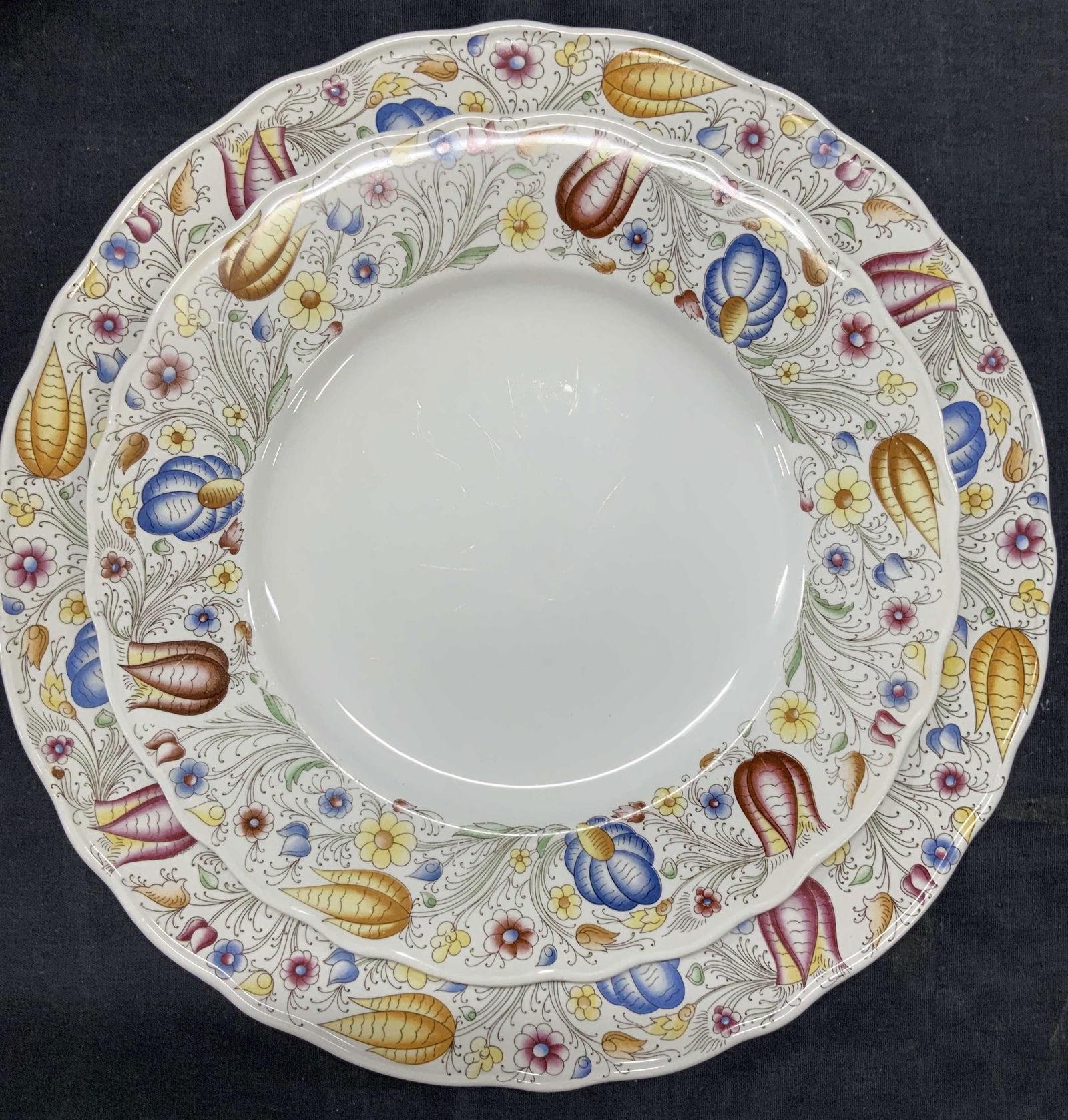 Laveno Diamondstone Part. Set Plates 7, Italy (1 of 6)