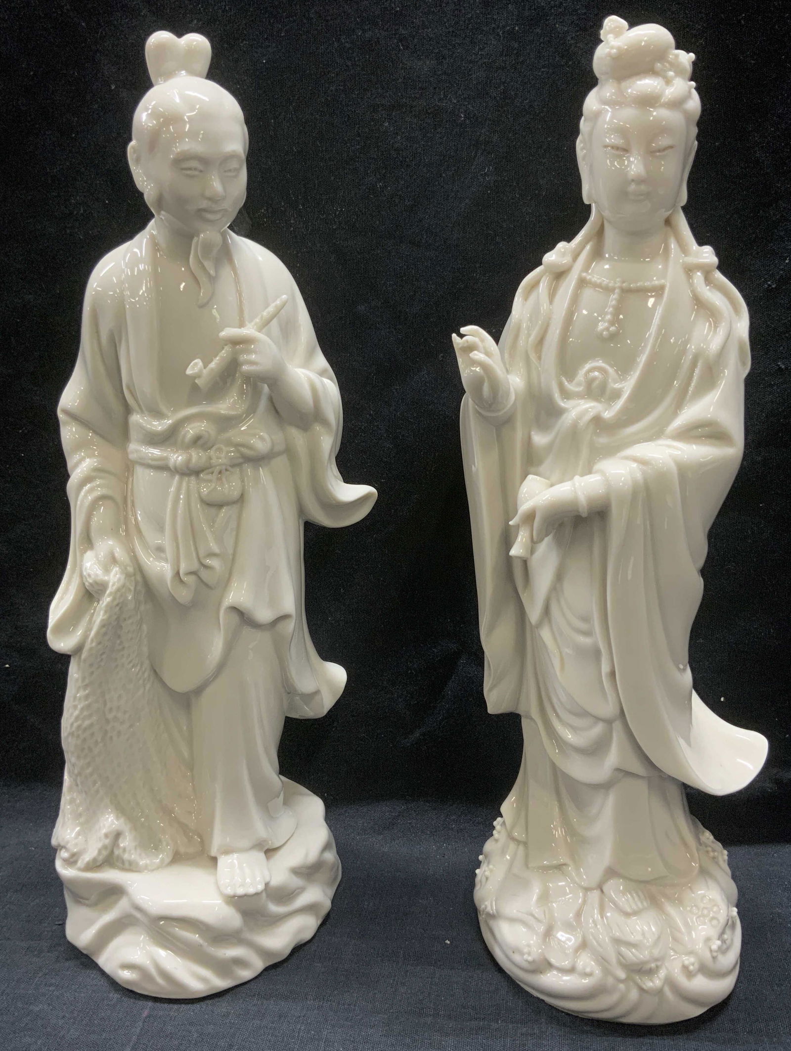 Pair Blanc De Chin Figures Tabletop Sculptures (1 of 8)