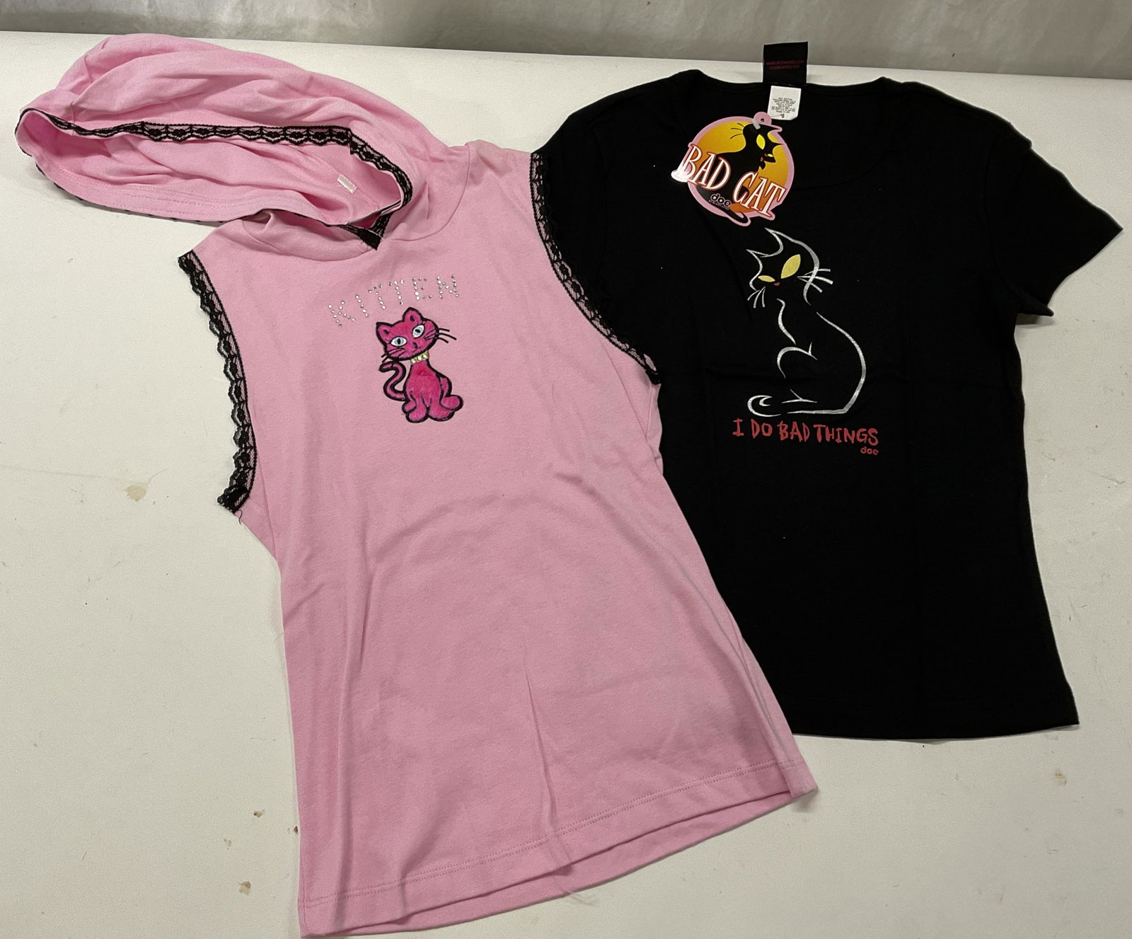 Lot 2 Vintage Y2K Shirts, Cat Motifs (1 of 4)