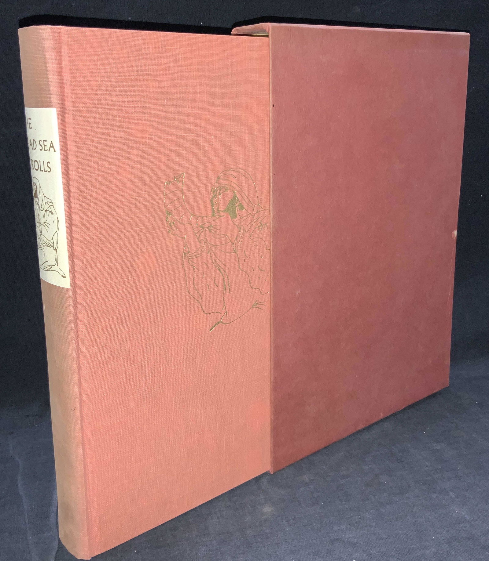 Vintage Hardcopy THE DEAD SEA SCROLLS, 1962: Vintage hardcopy of THE DEAD SEA SCROLLS, translated with an introduction and commentaries, by Geza Vermes, and Illustrated by Shraga Weil. Published by The Heritage Press, New York, copyright 1962. H