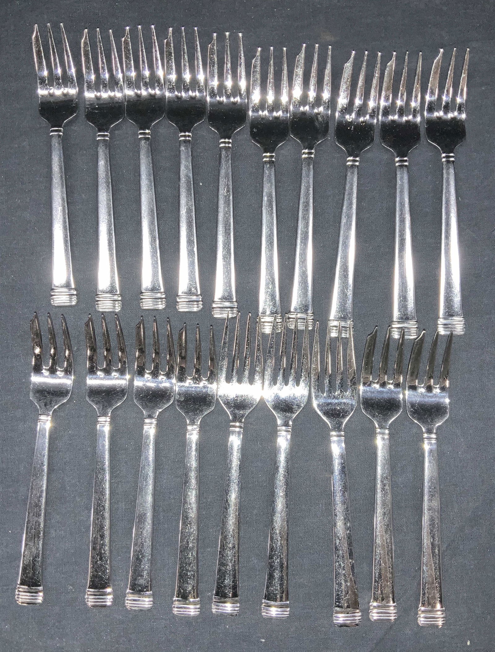 Set 19 Fortunoff Stainless Steel Forks (1 of 5)