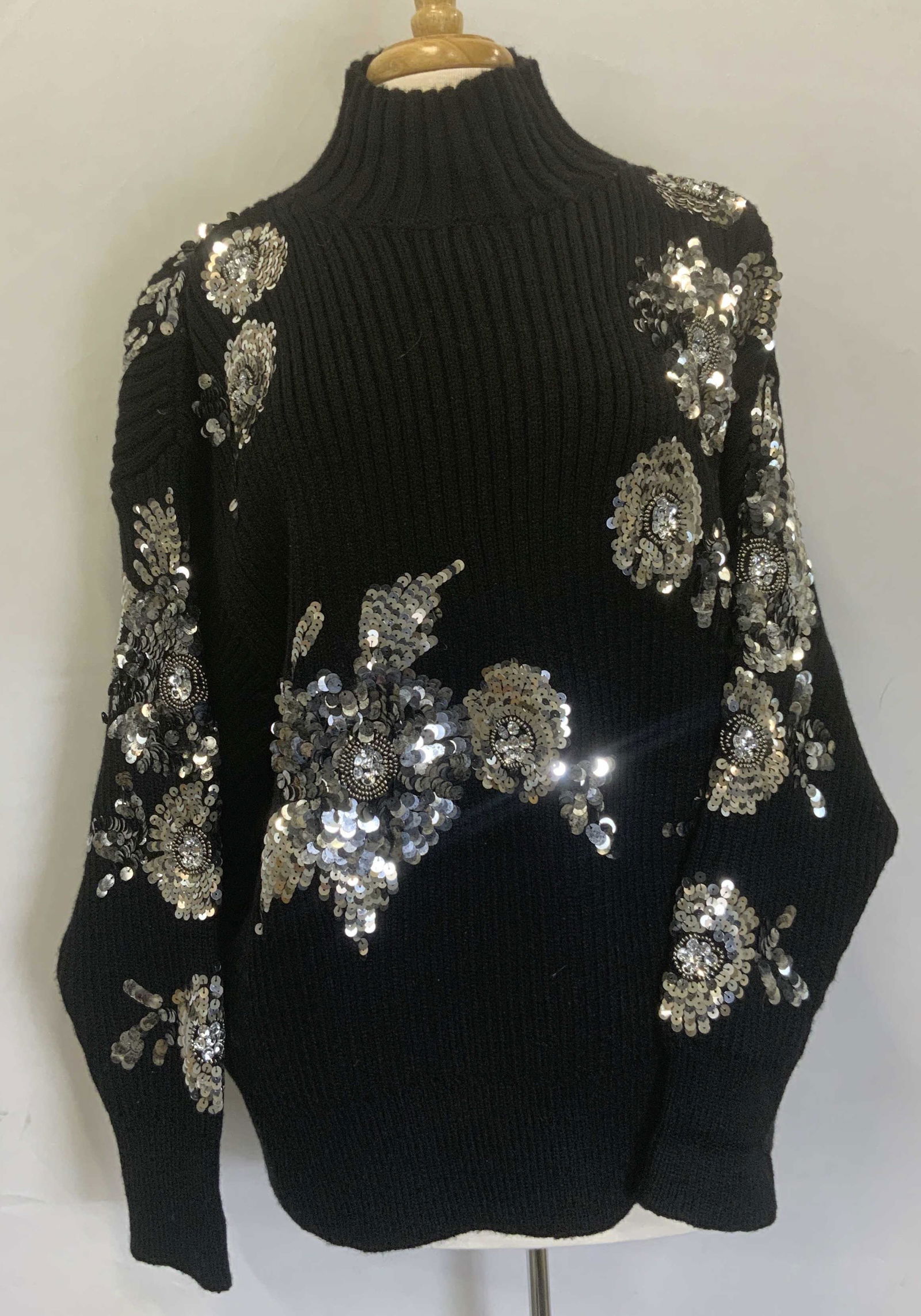 ZARA Knit Turtleneck Sweater With Sequins (1 of 4)