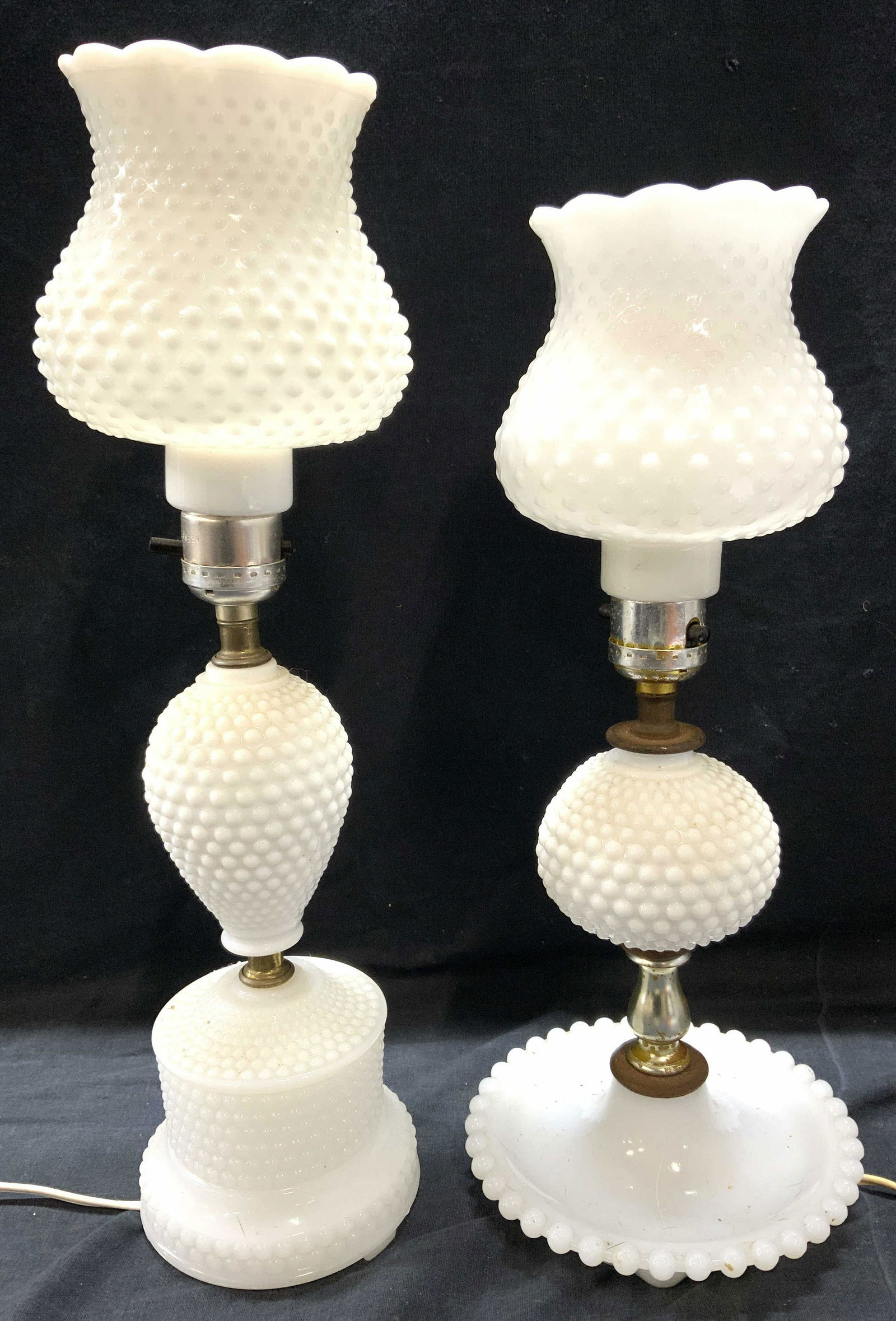 Hobnail milk 2024 glass lamp value