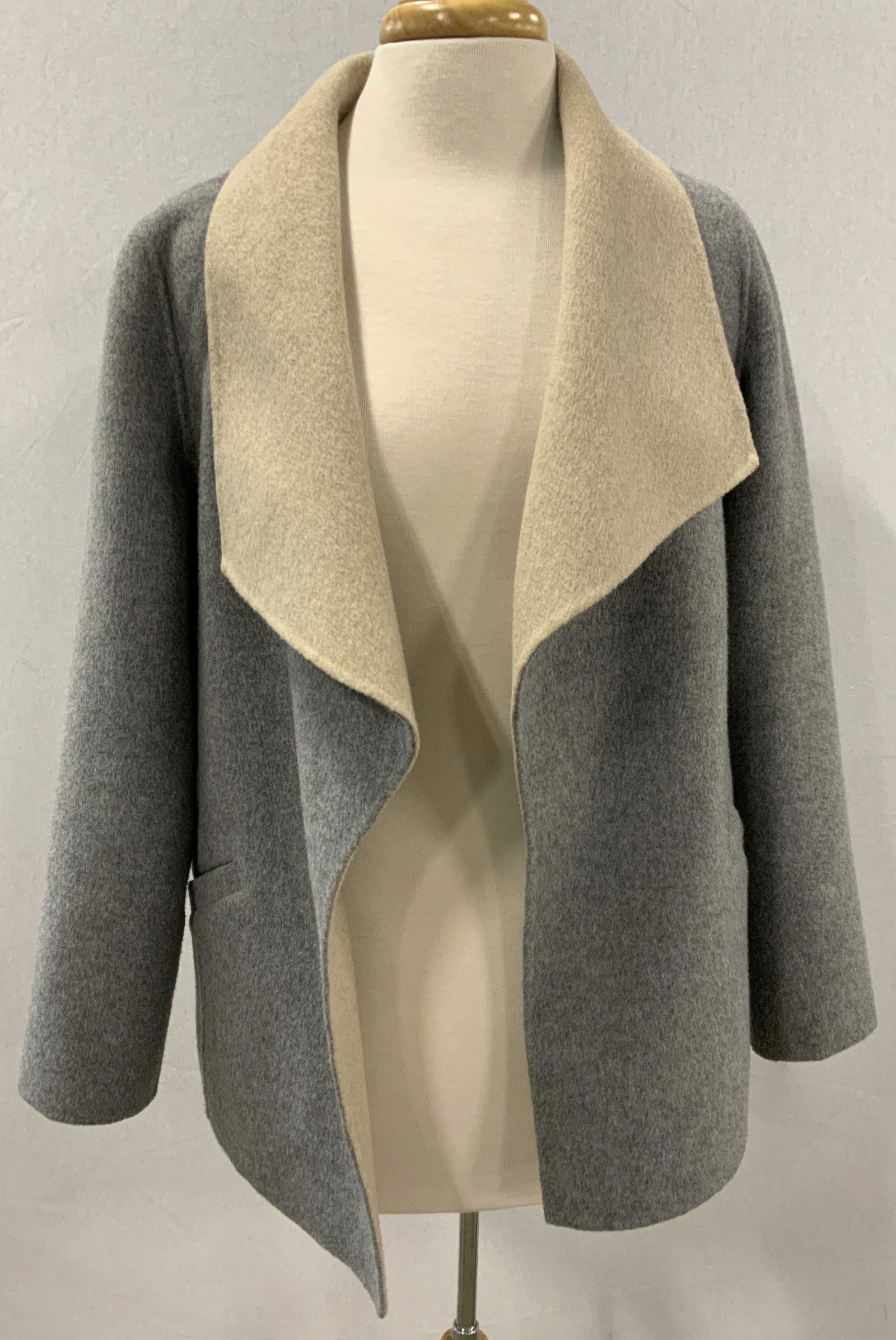 TALBOTS Grey Wool Open Jacket (1 of 4)