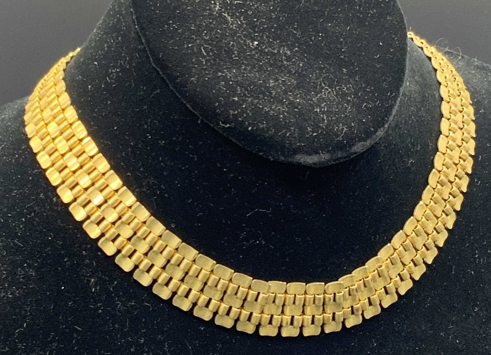 TONIC Vintage Choker Necklace, Jewelry: A gold tone metal vintage choker style necklace. Box clasp closure marked TONIC. Measures approx 16 in. Some surface wear present. Vintage jewelry, Vintage accessories, Fashion Jewelry, Estate Jewelry