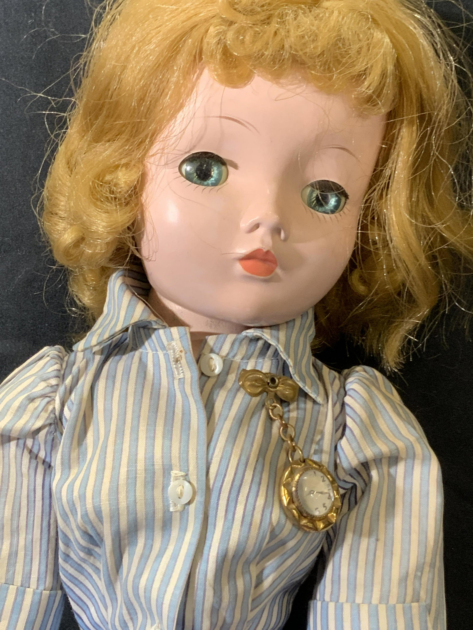 Vintage MADAME ALEXANDER Articulated Doll (1 of 5)